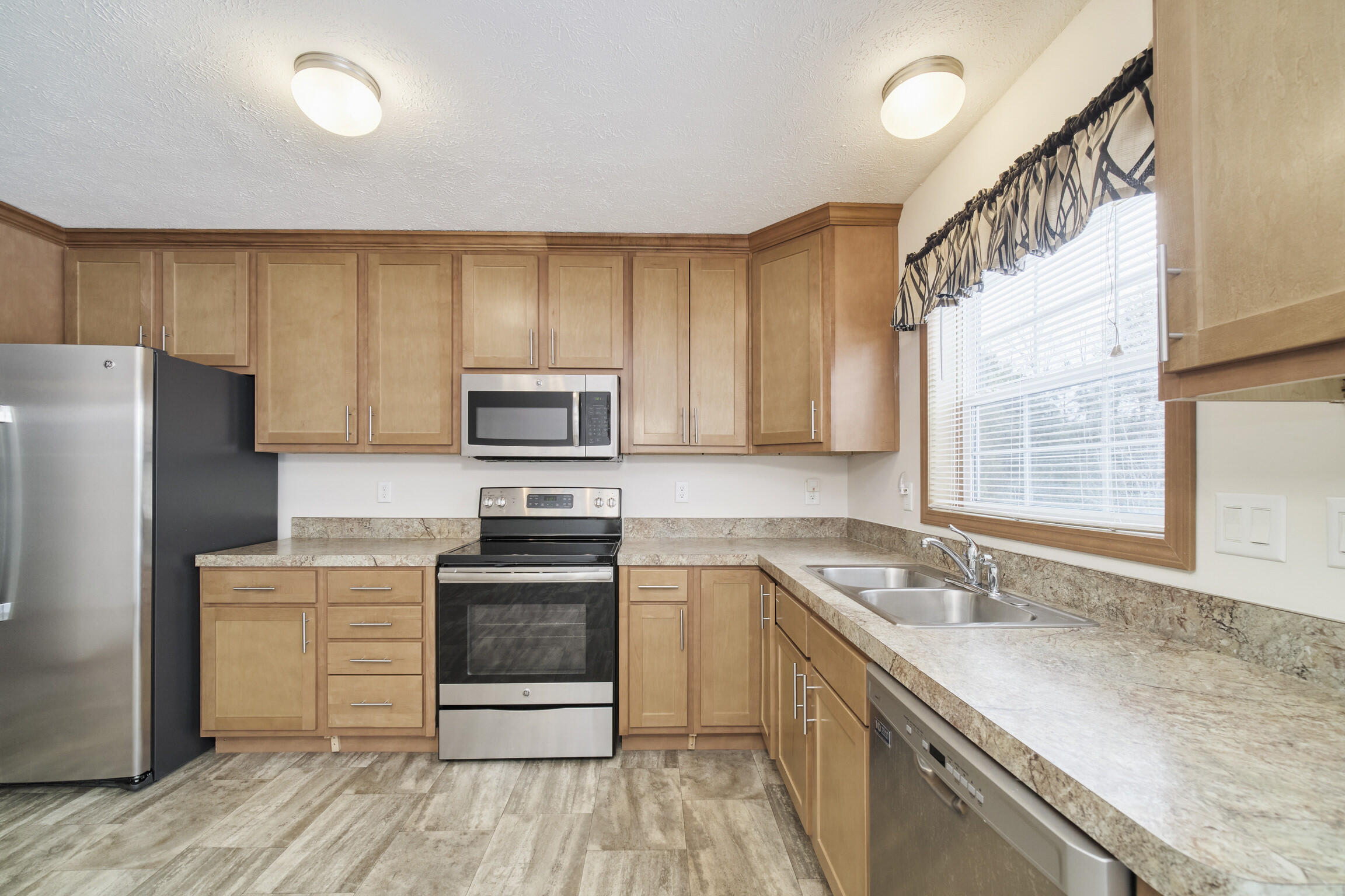 15837 Erwin Road