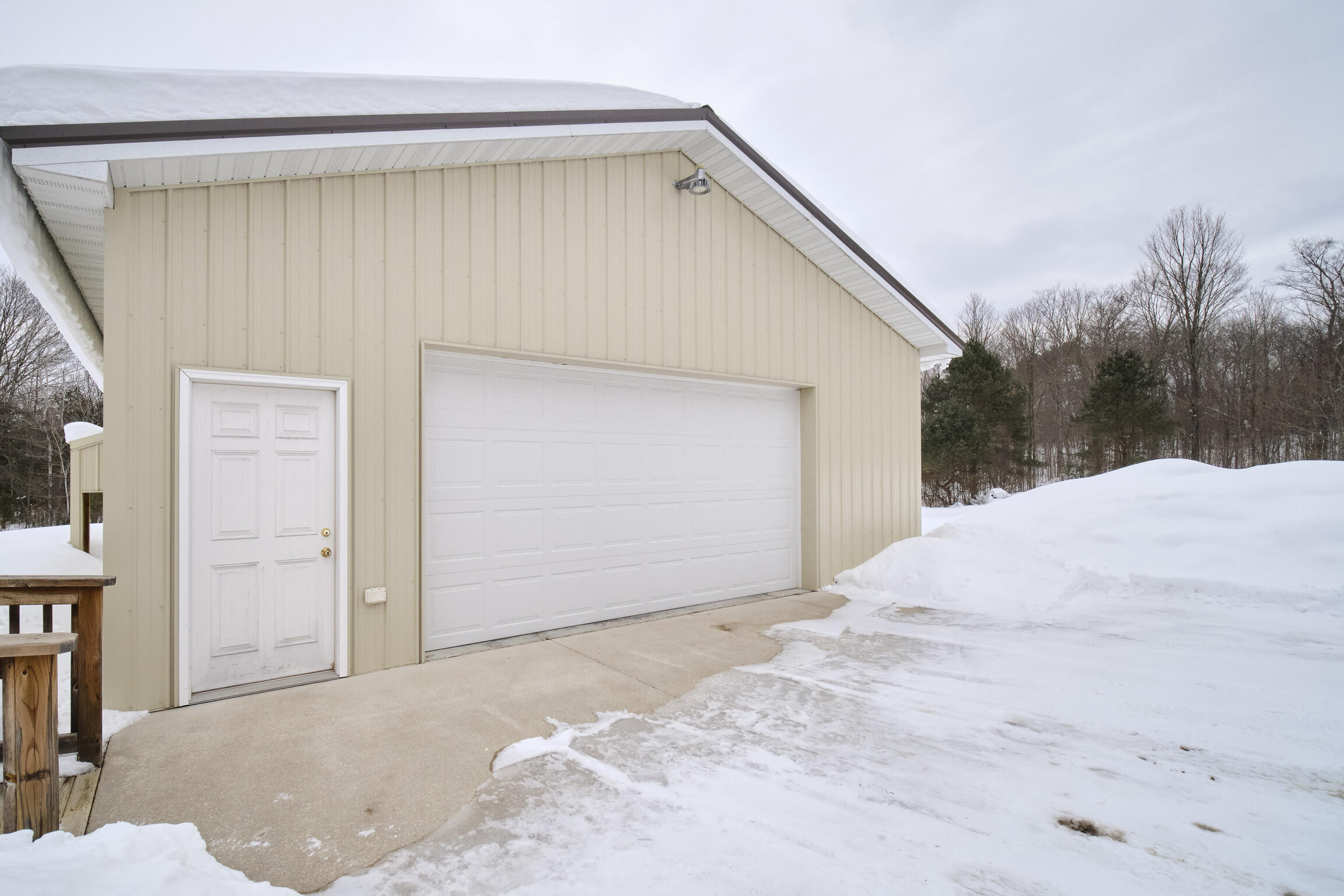 15837 Erwin Road