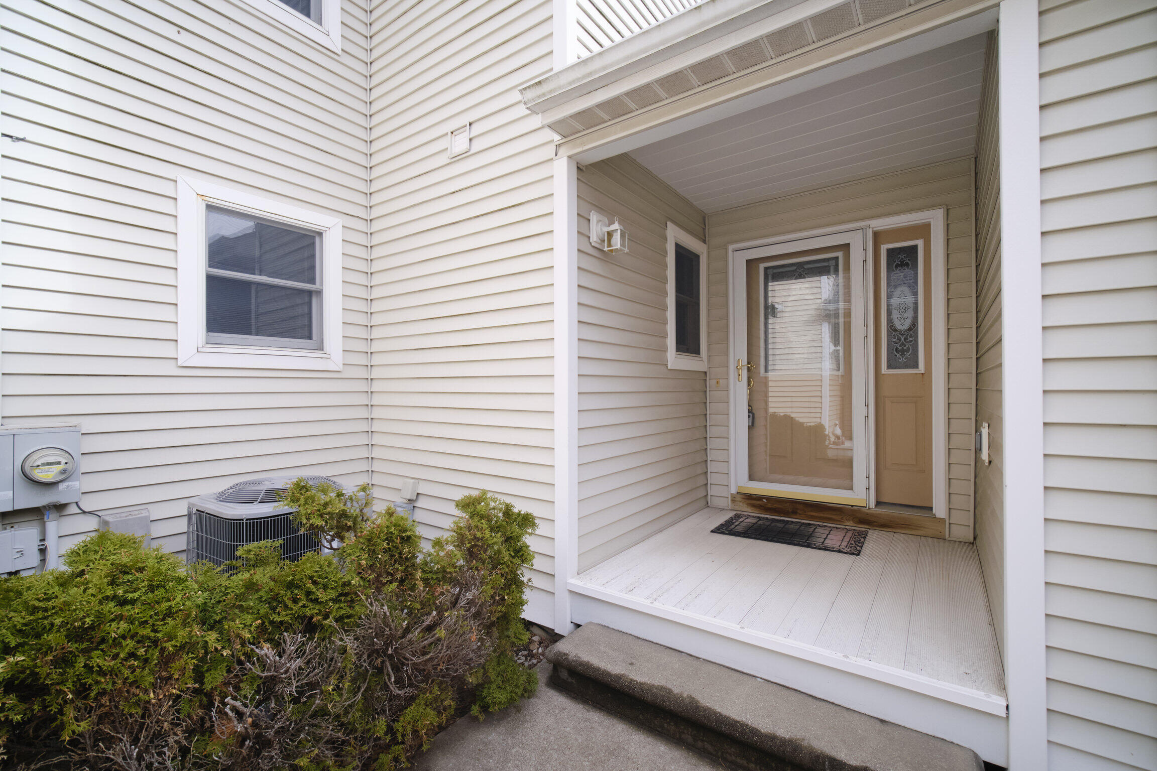86 Charter Court