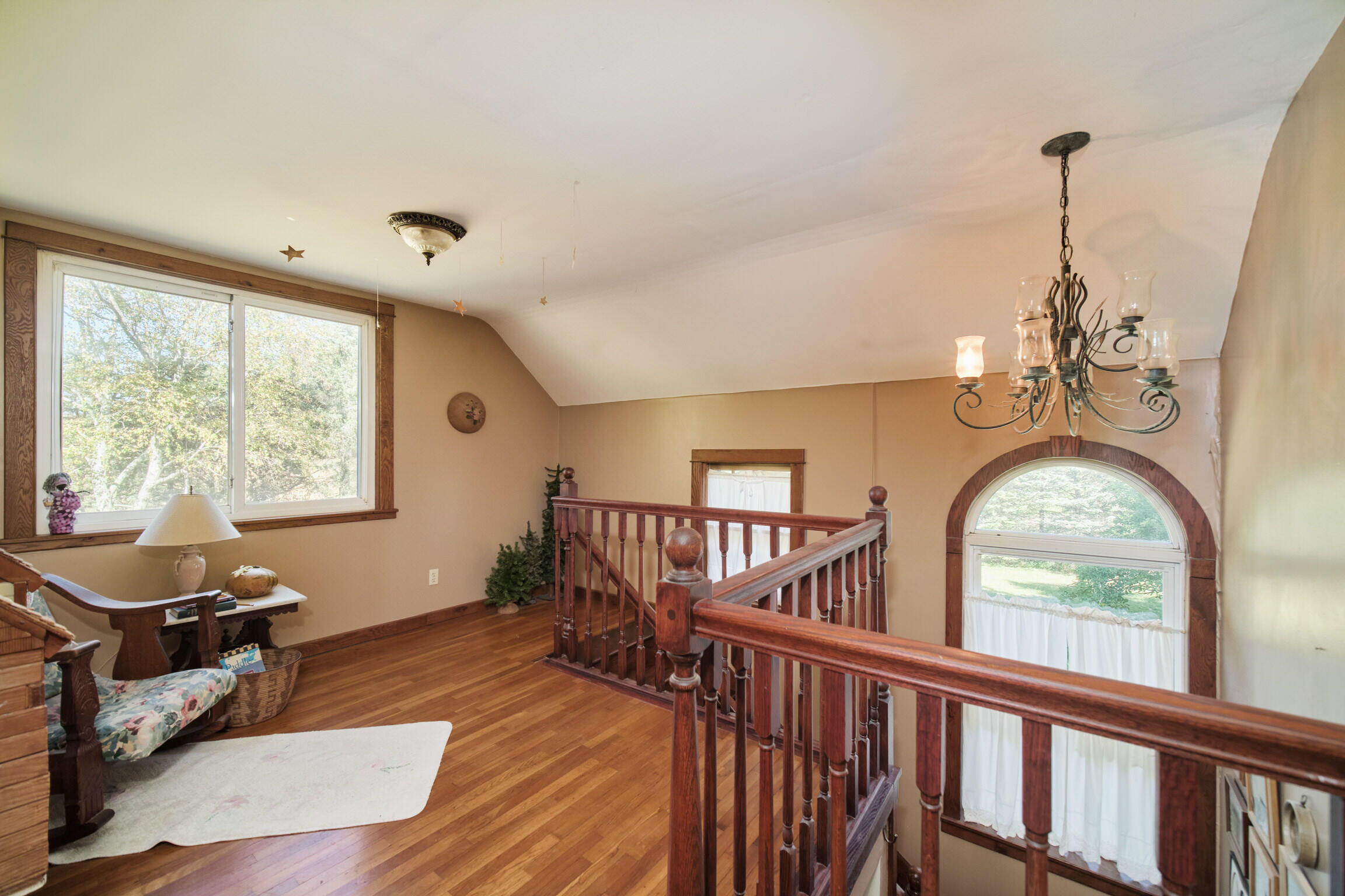 1621 W Beyer Road