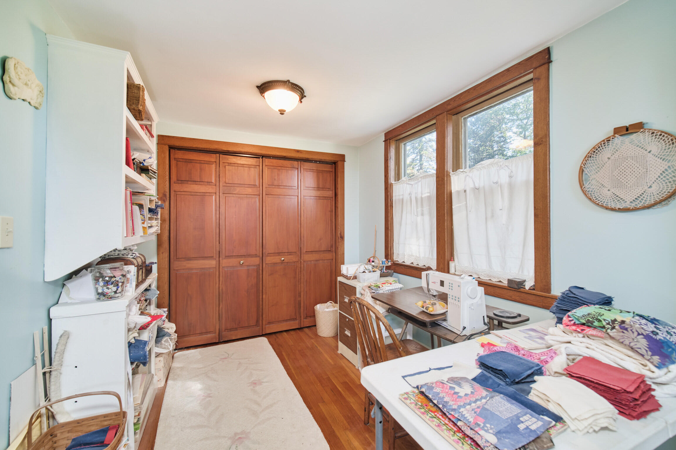 1621 W Beyer Road