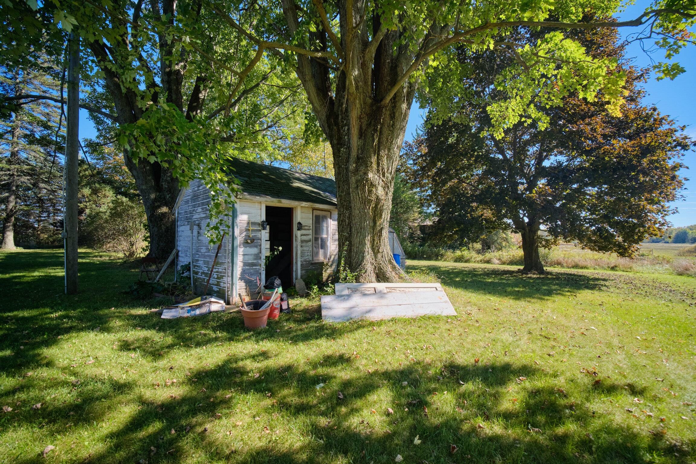 1621 W Beyer Road