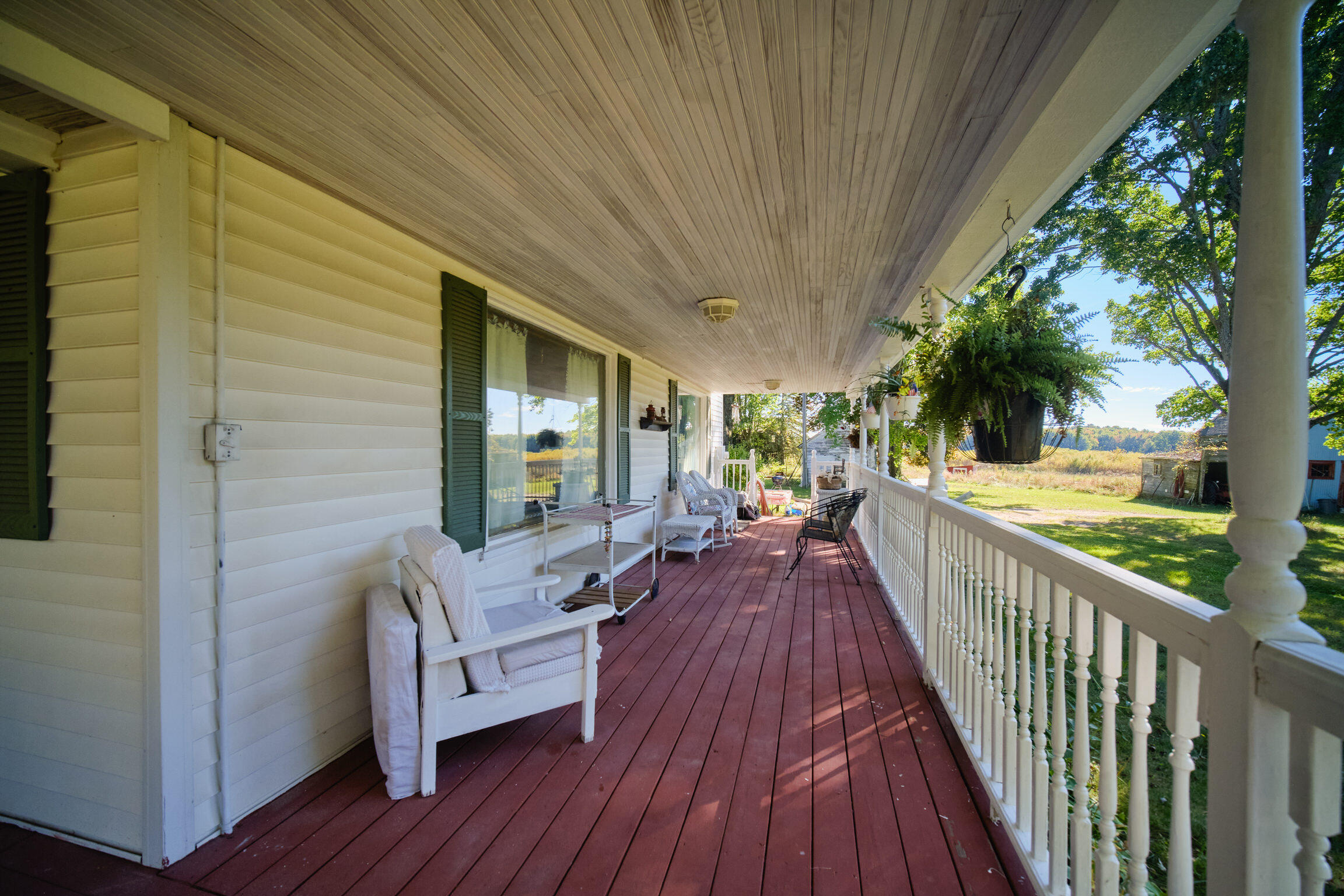 1621 W Beyer Road