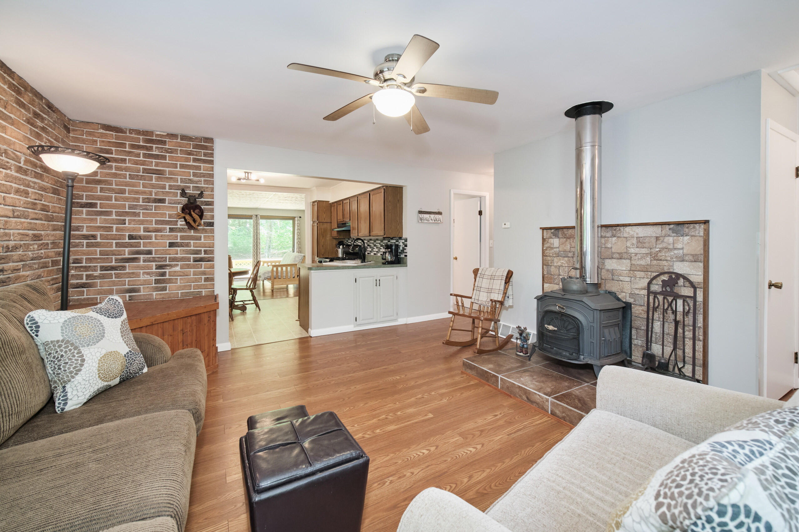 12084 Griffith Road