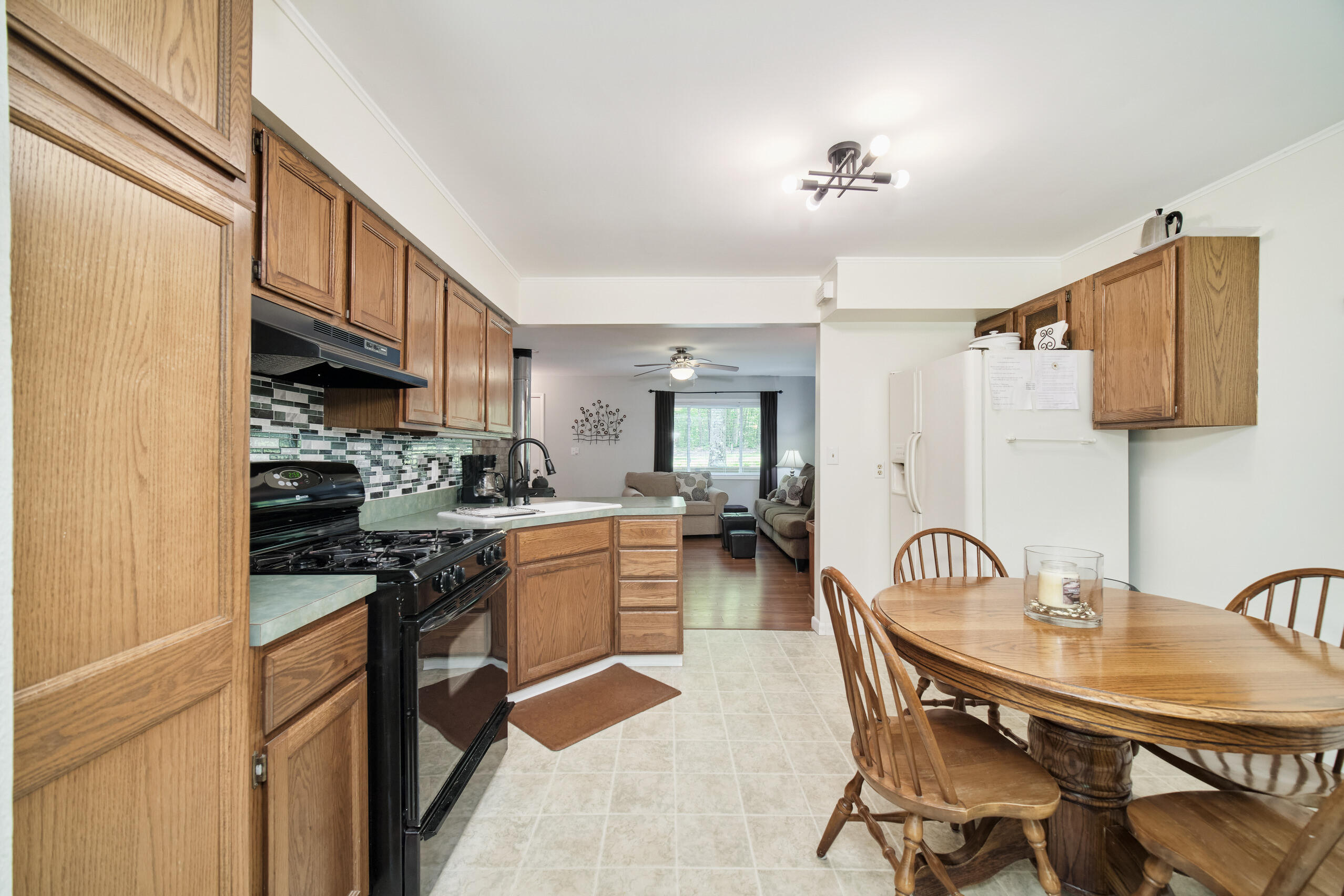 12084 Griffith Road