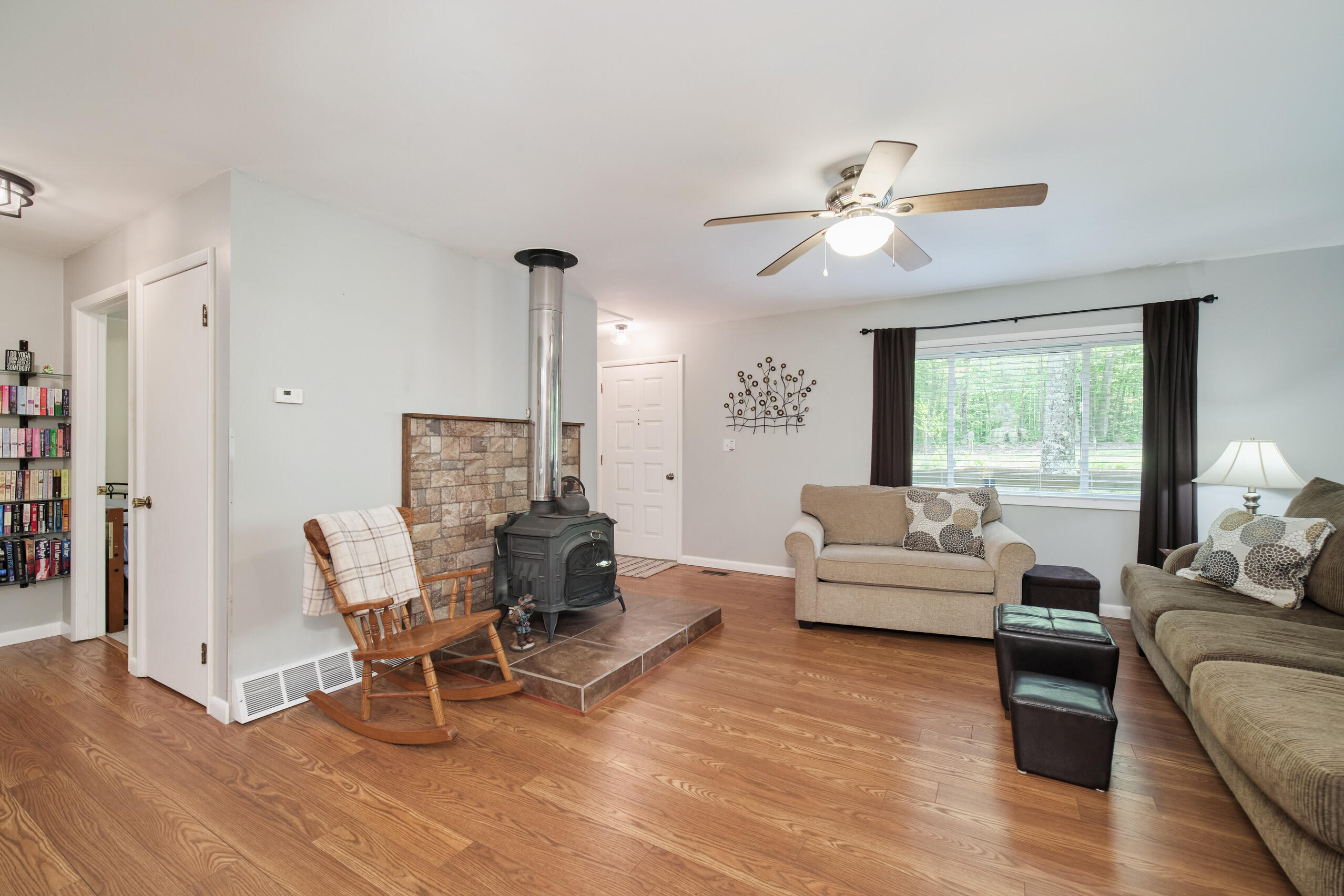 12084 Griffith Road