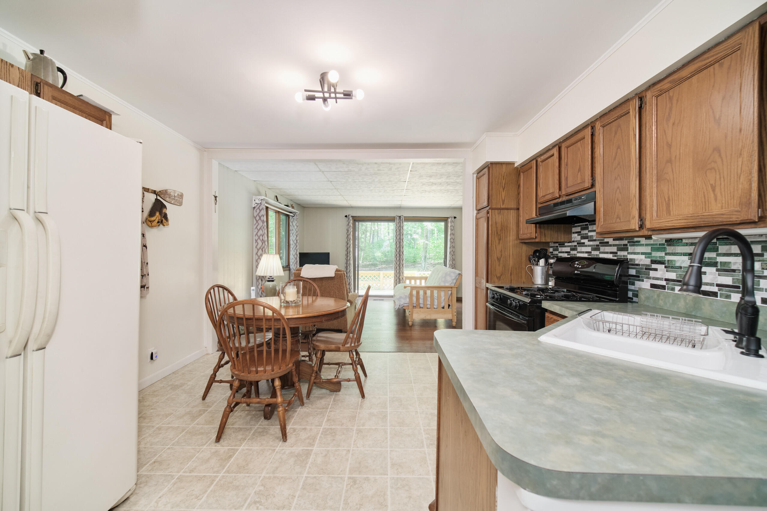12084 Griffith Road
