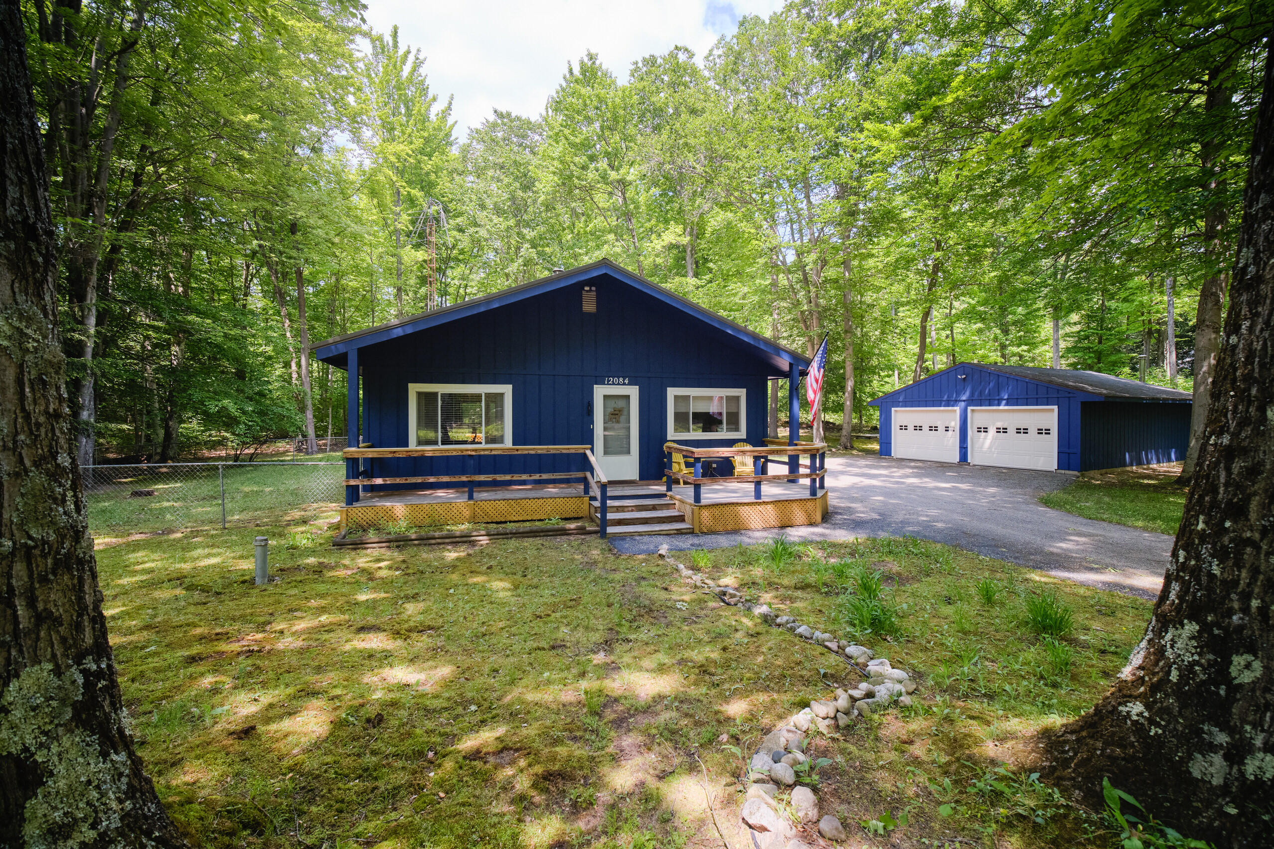 12084 Griffith Road