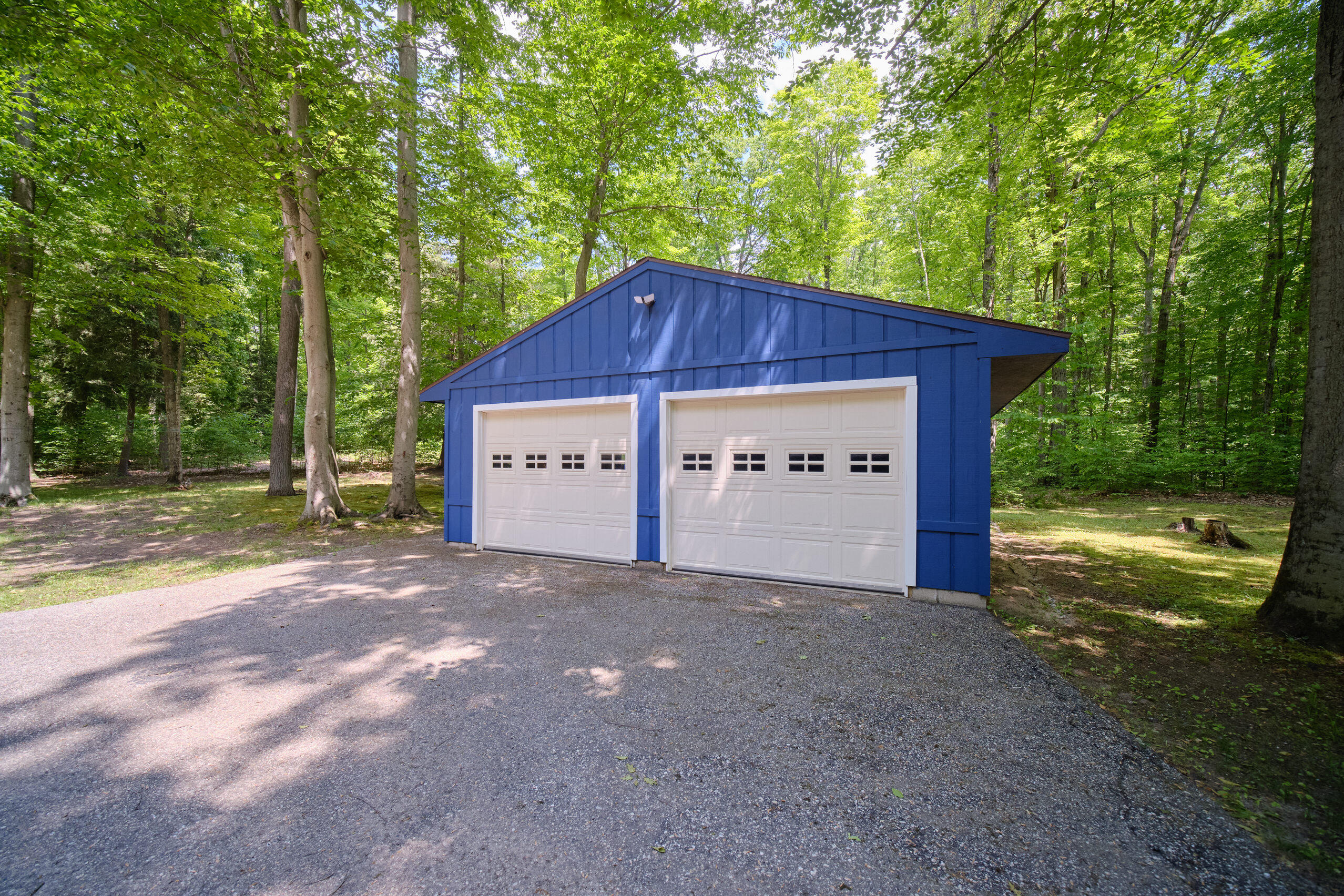 12084 Griffith Road