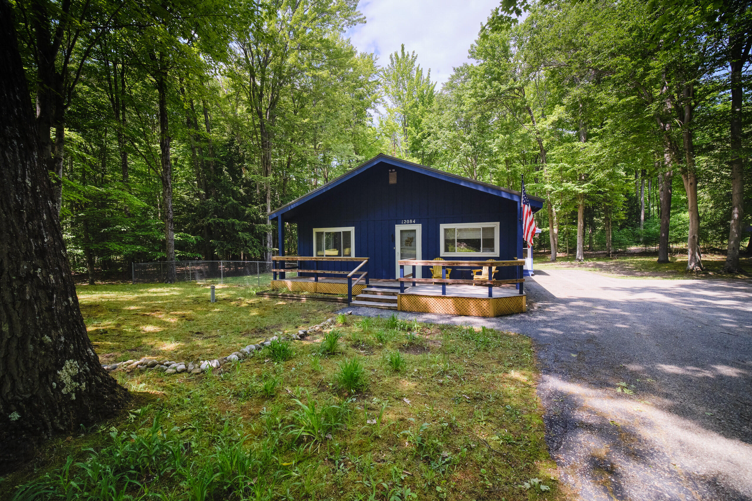 12084 Griffith Road