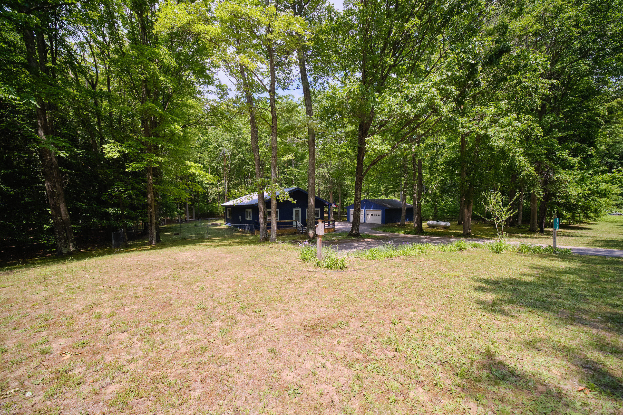 12084 Griffith Road