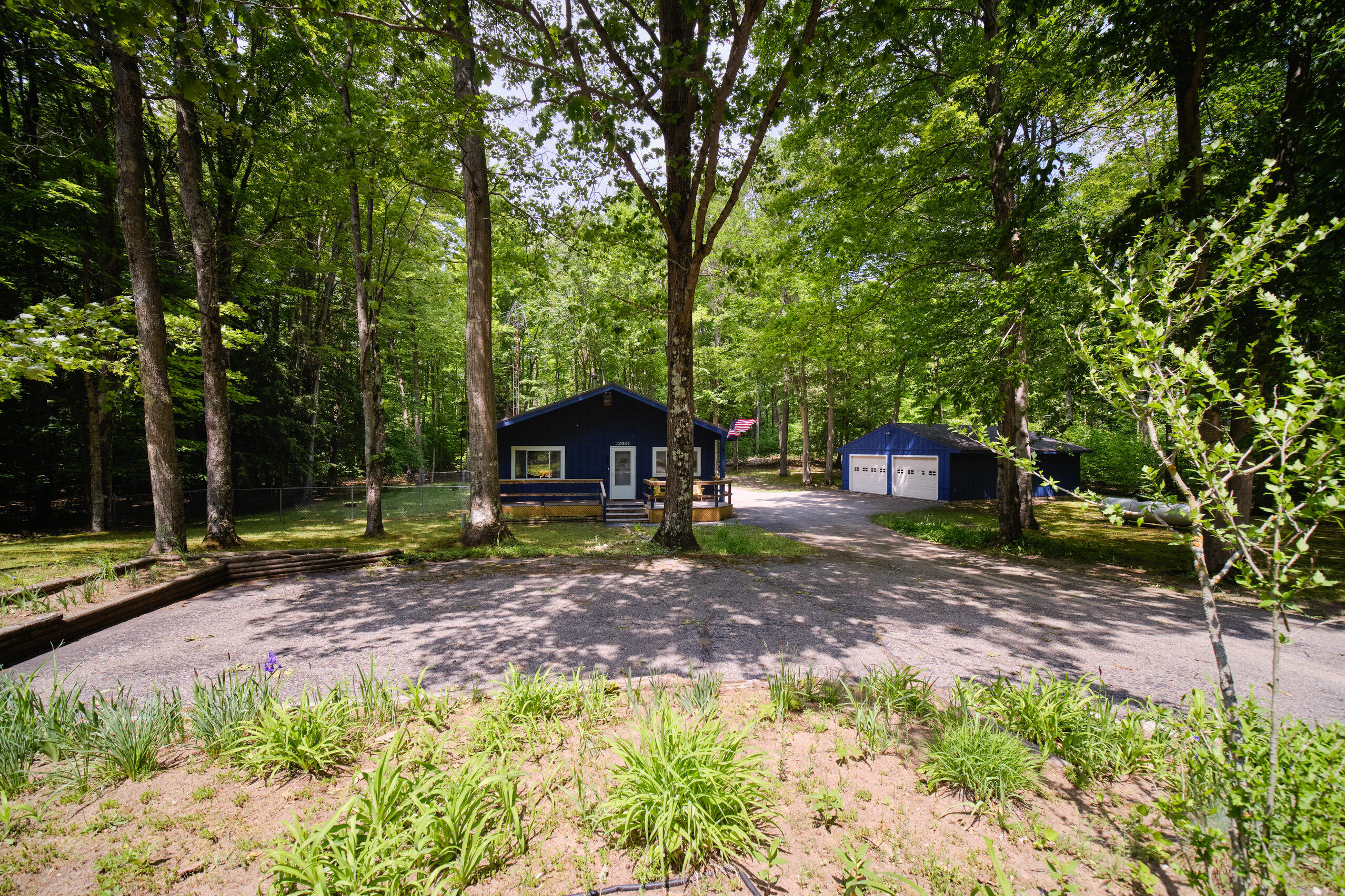 12084 Griffith Road