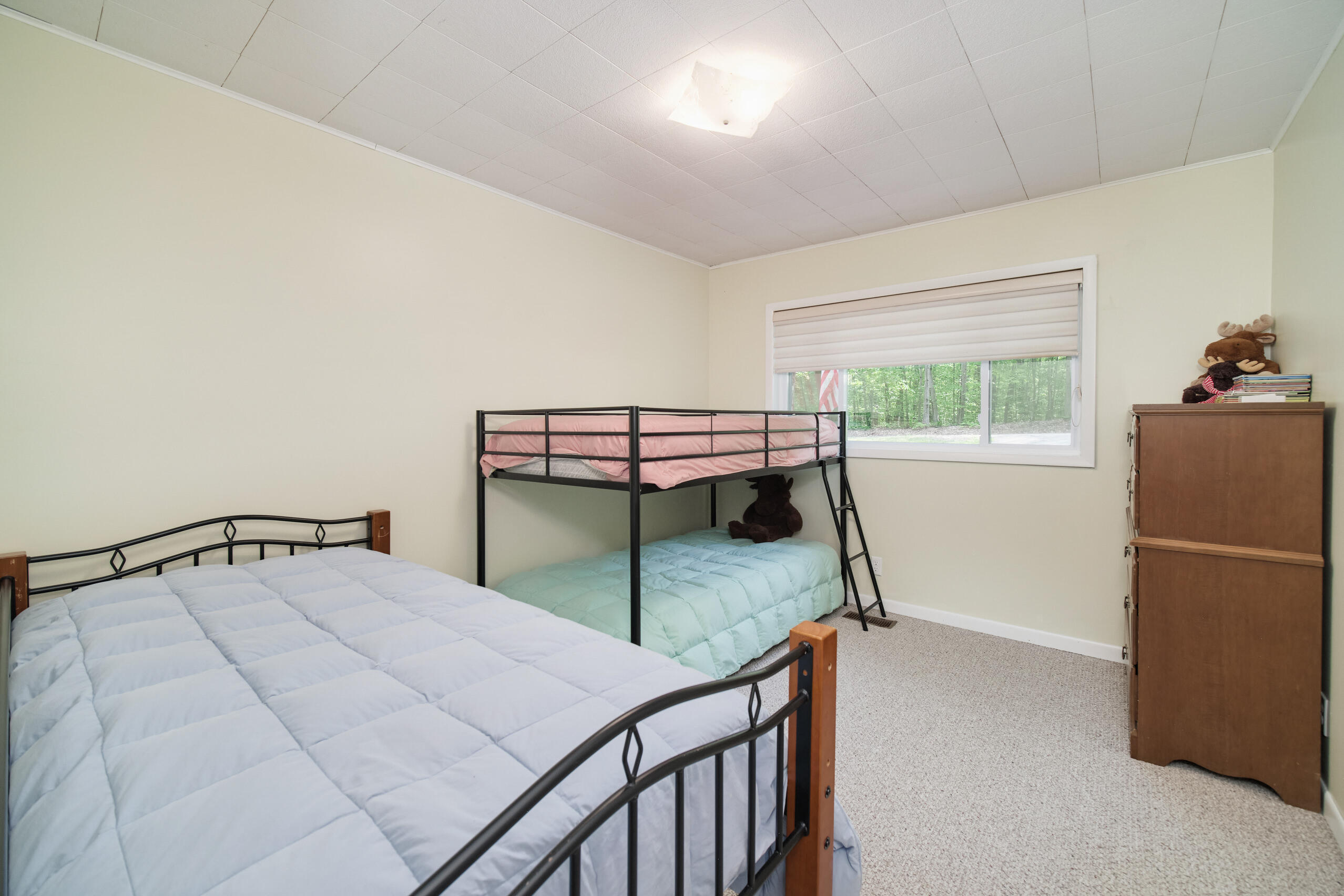 12084 Griffith Road