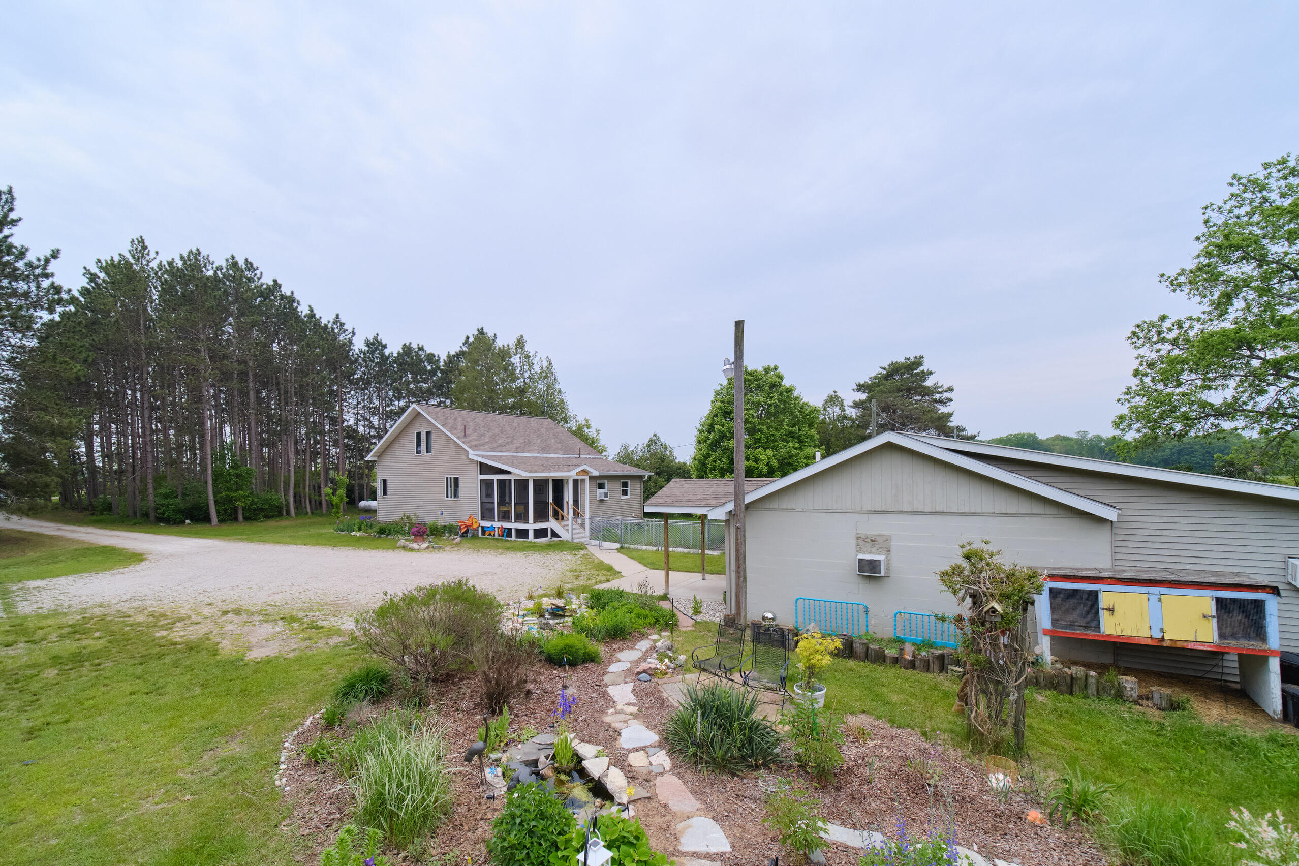 3750 River Road