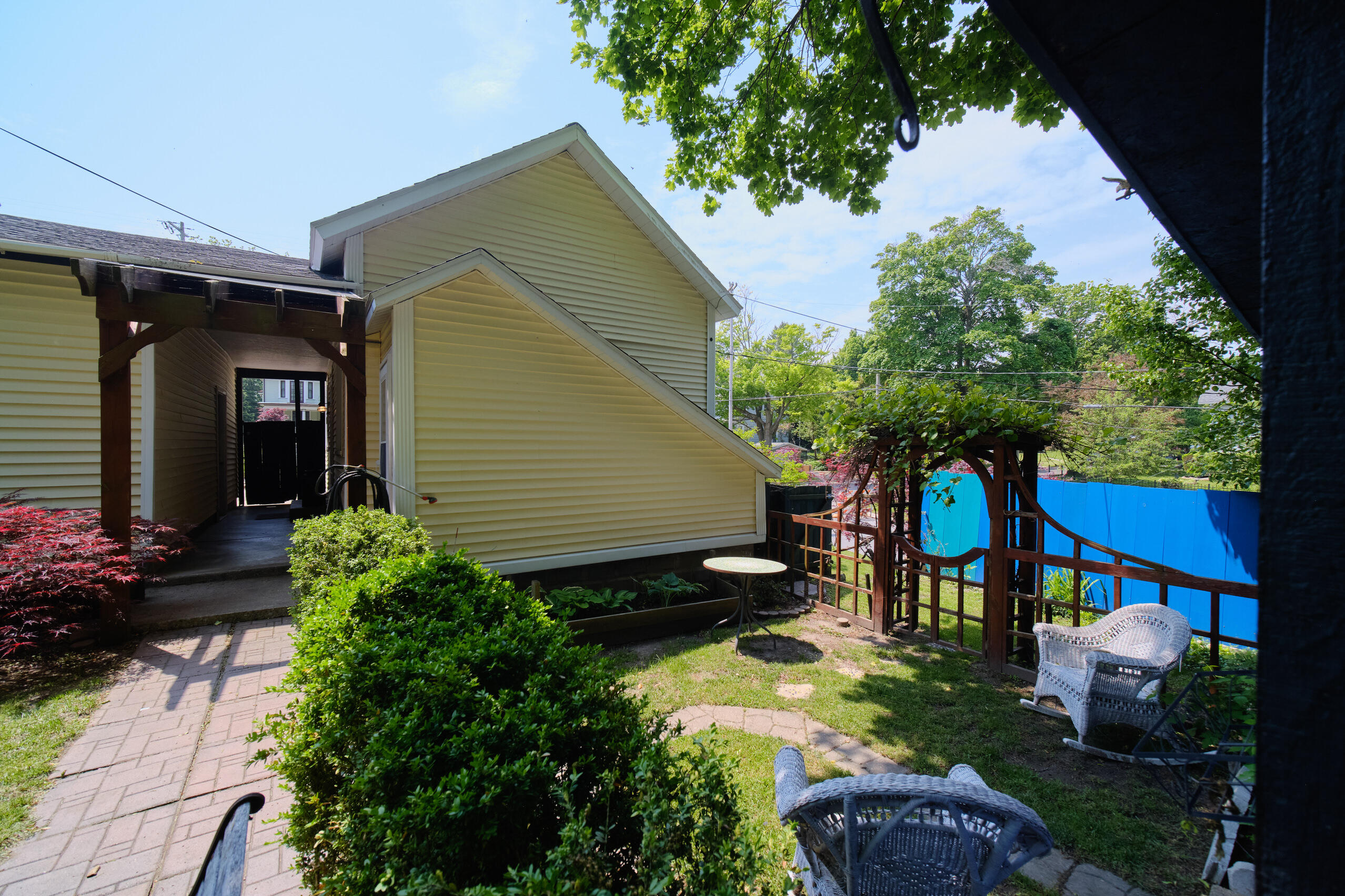 470 4th Street