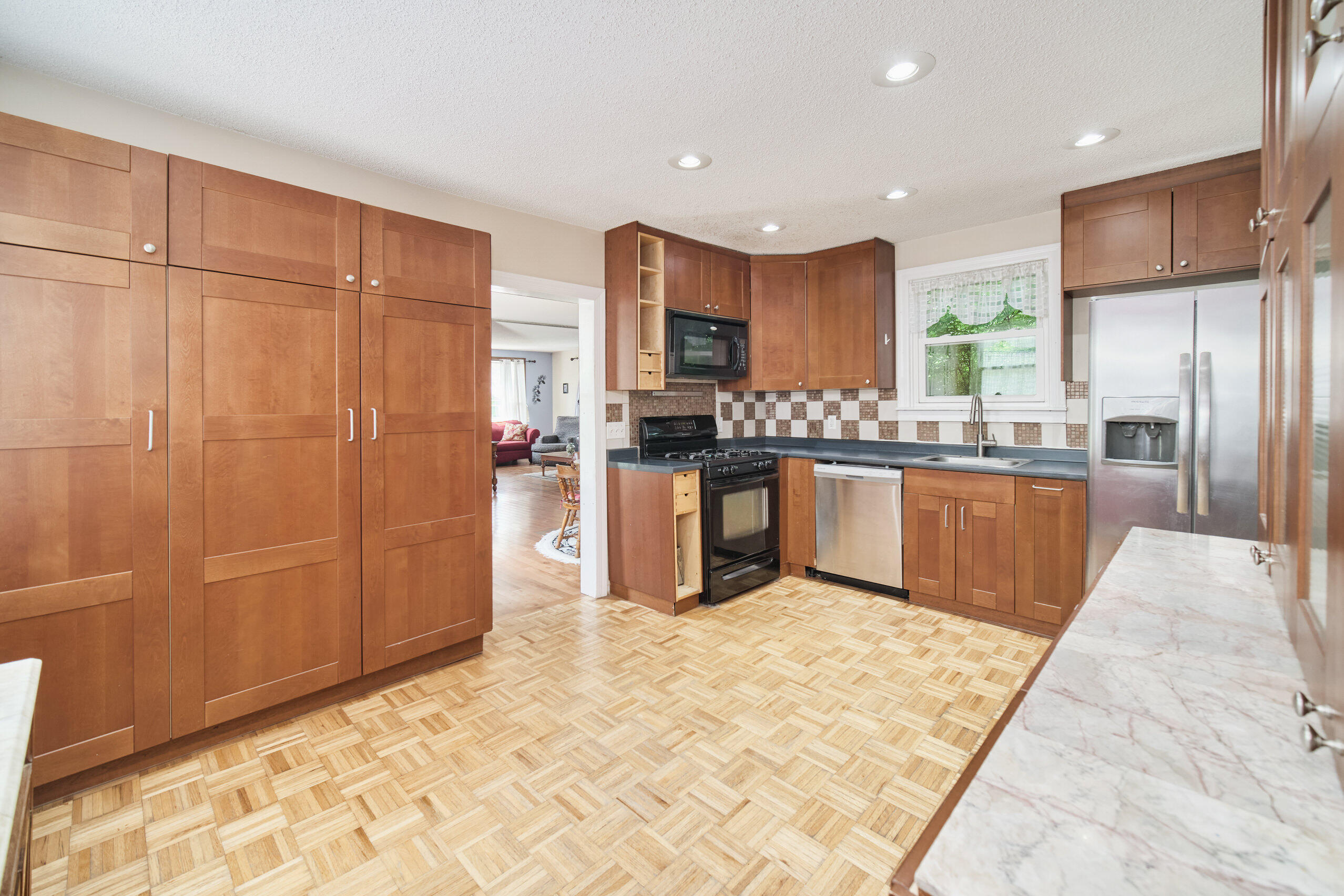 470 4th Street
