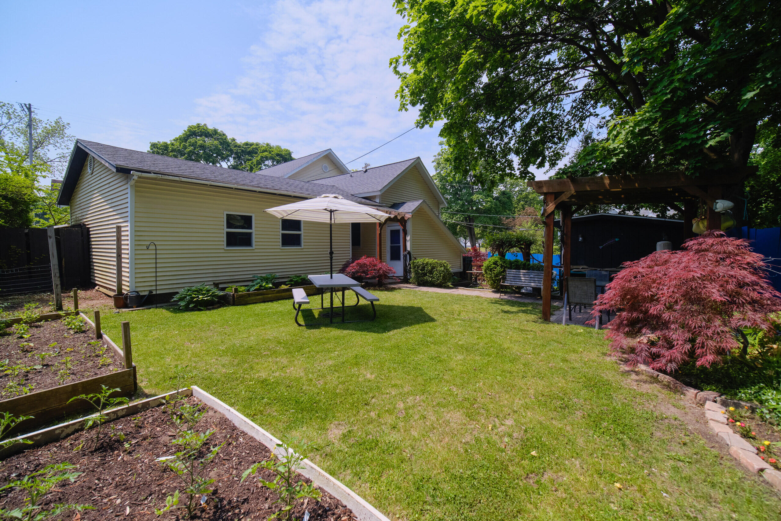 470 4th Street