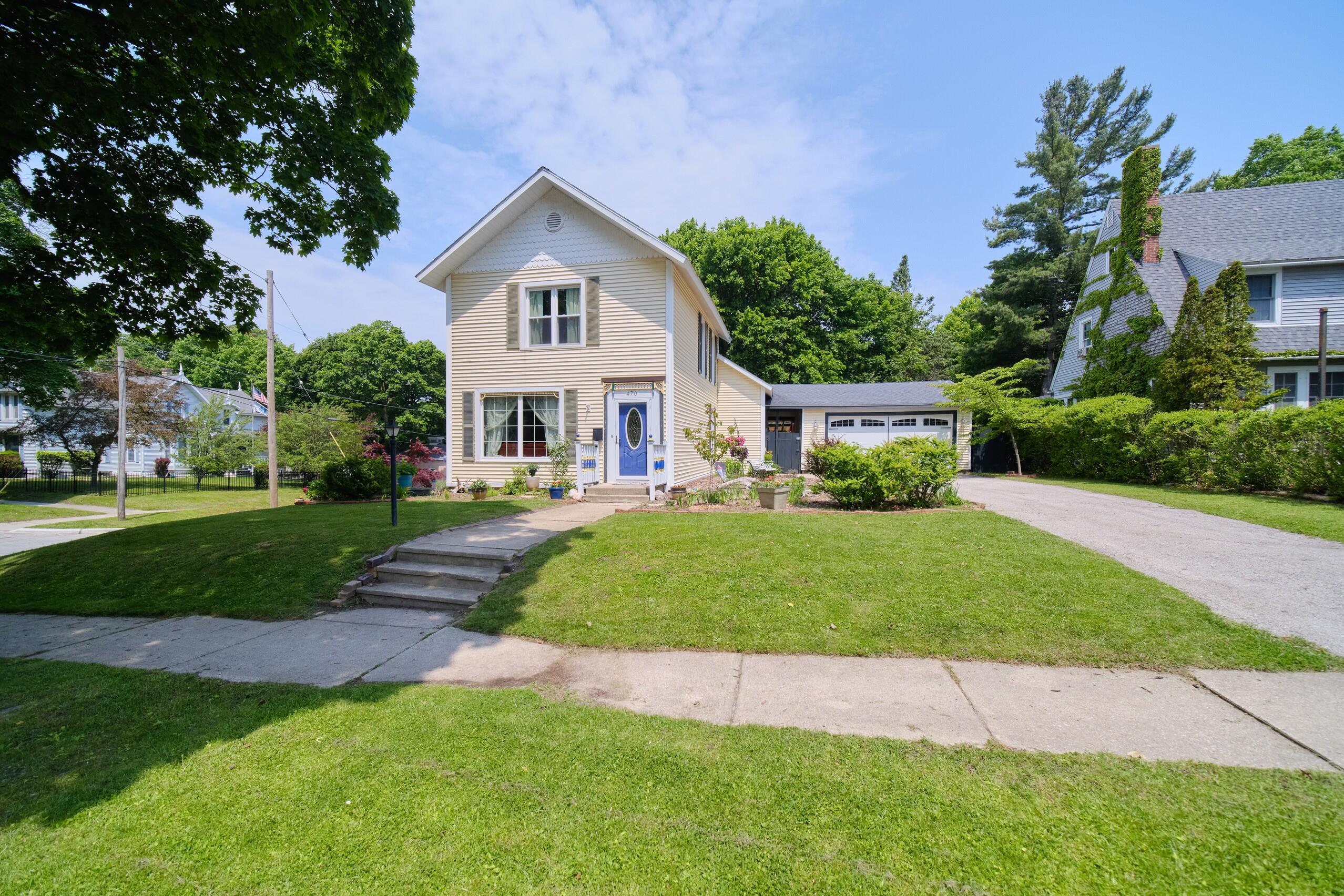 470 4th Street