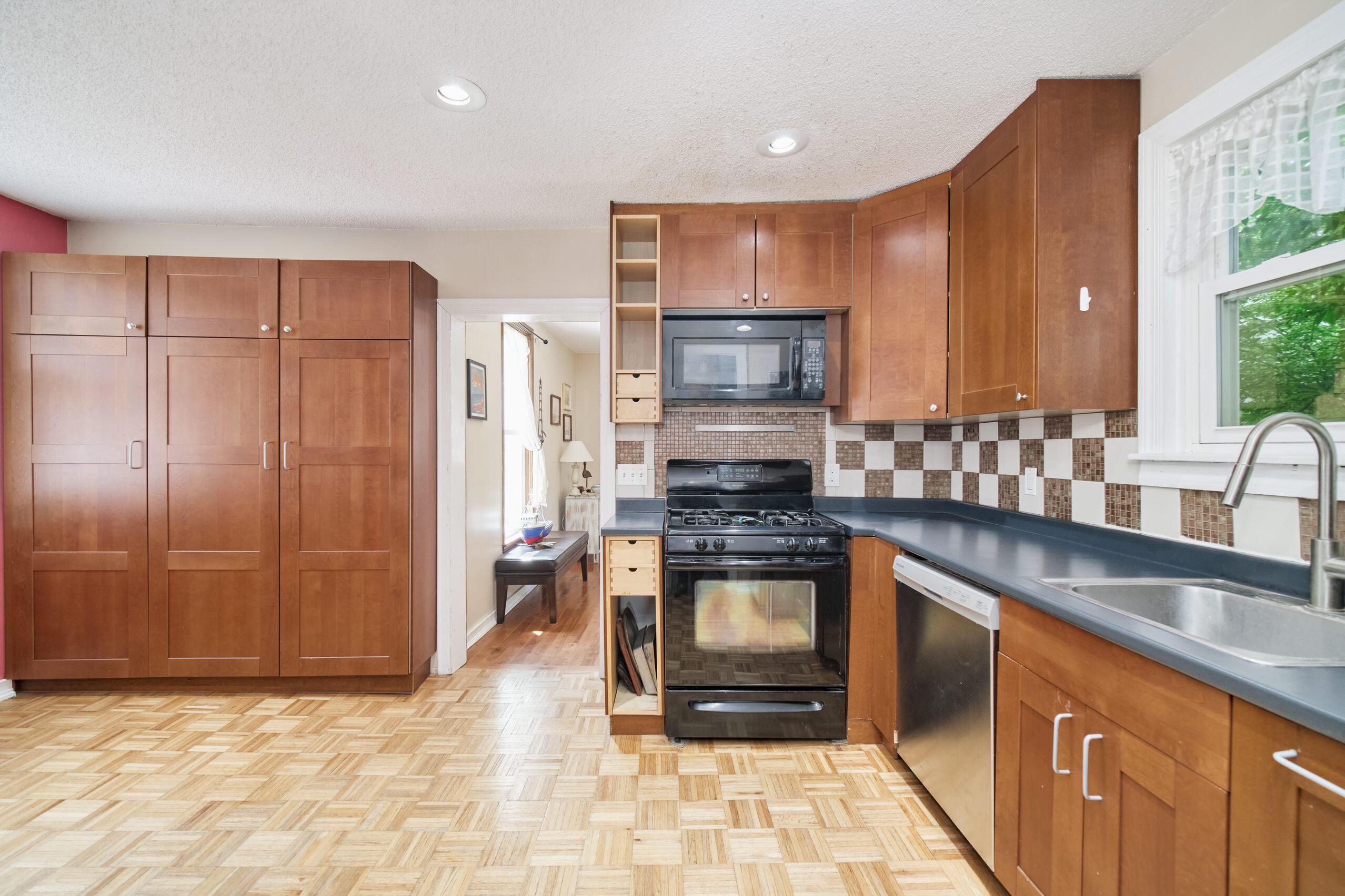 470 4th Street