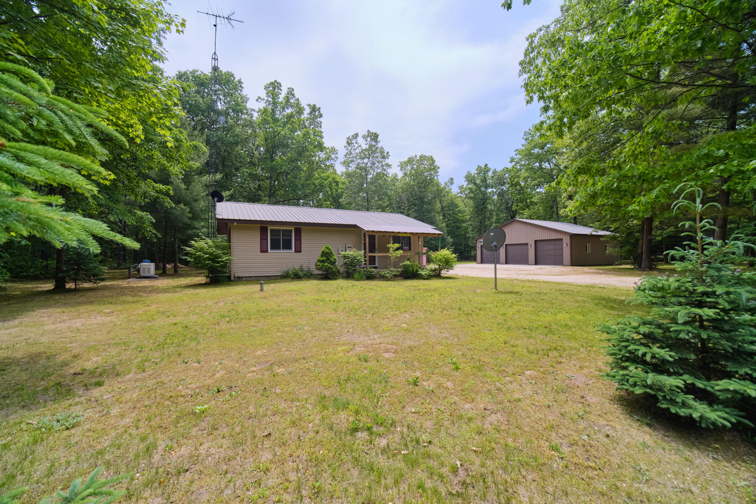 17455 Hoxeyville Road