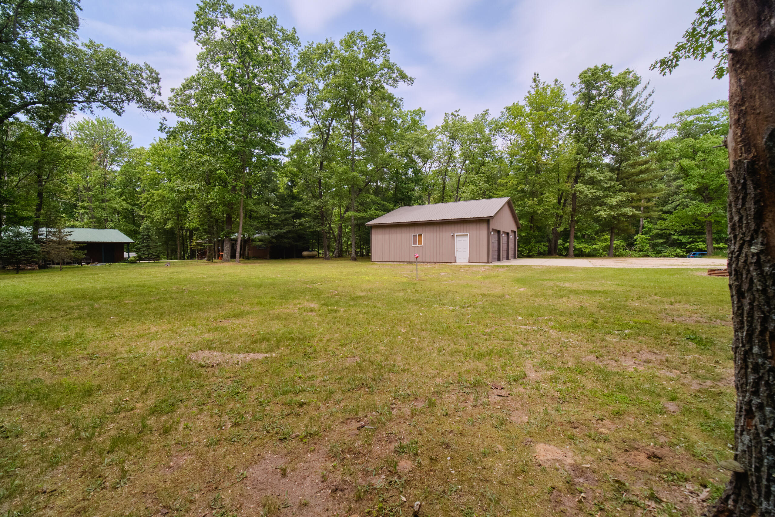 17455 Hoxeyville Road