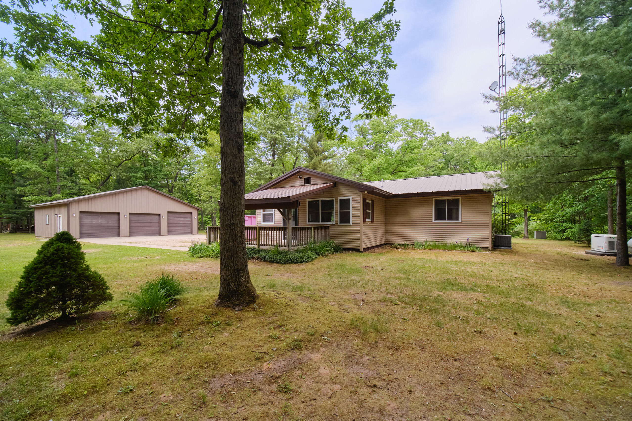 17455 Hoxeyville Road