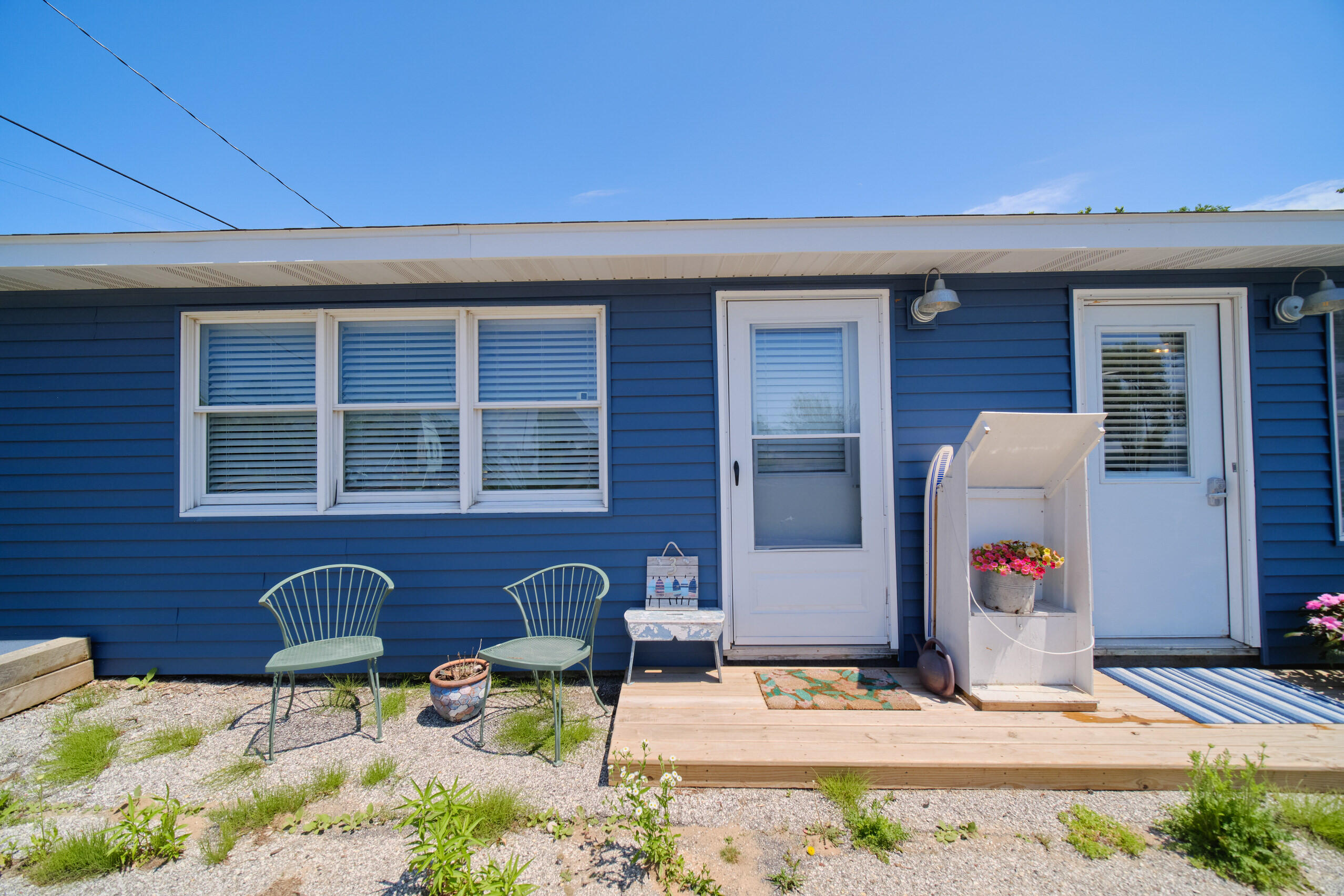 5015 Main Street