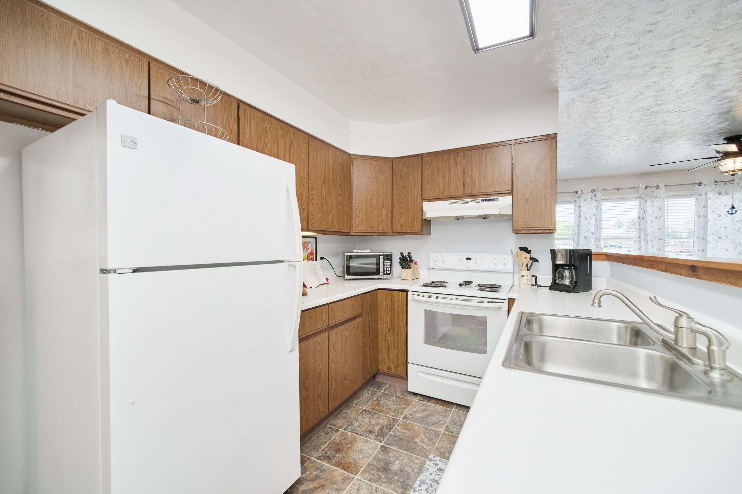 5015 Main Street