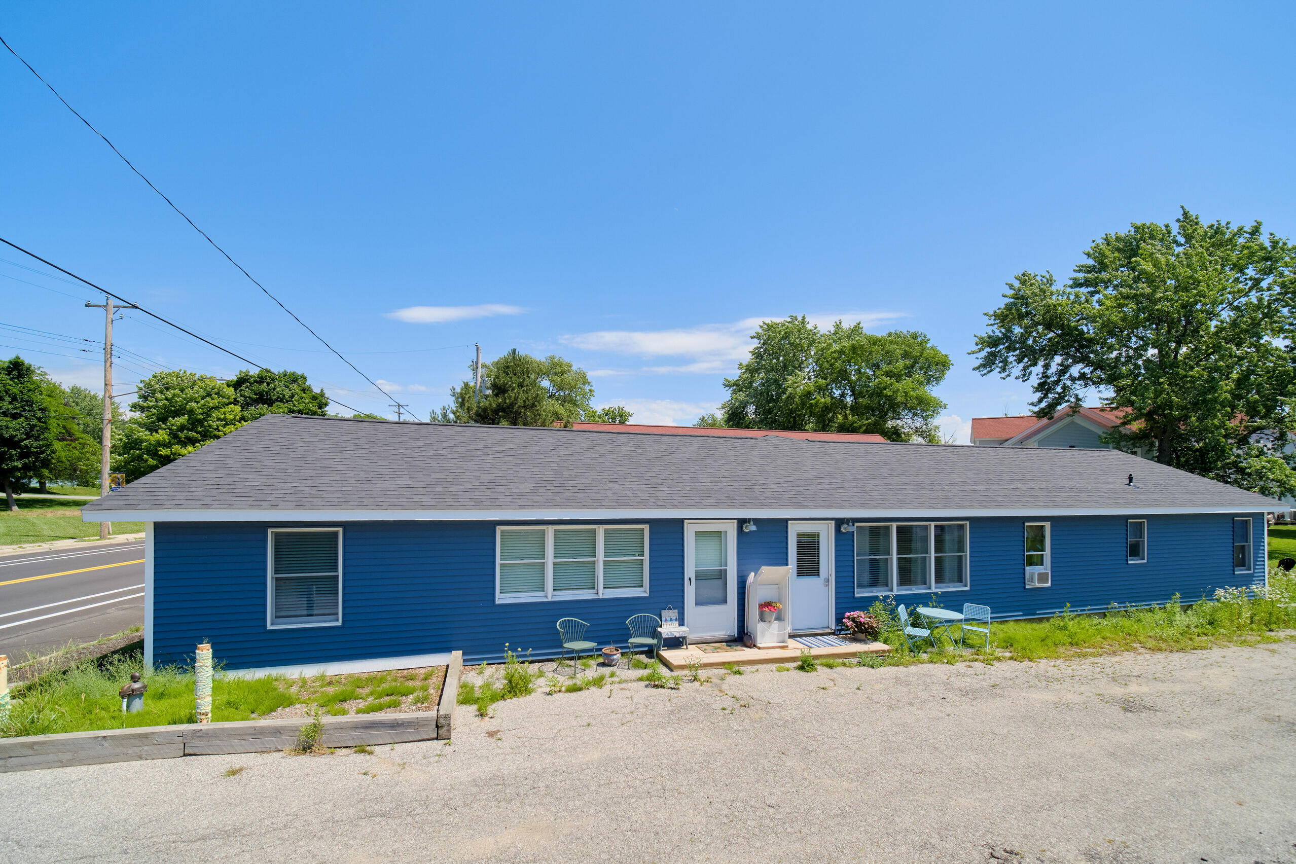 5015 Main Street