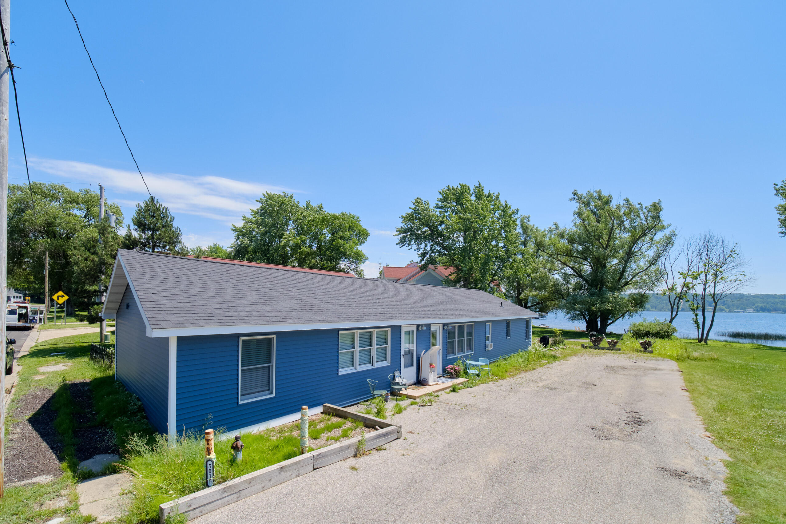 5015 Main Street