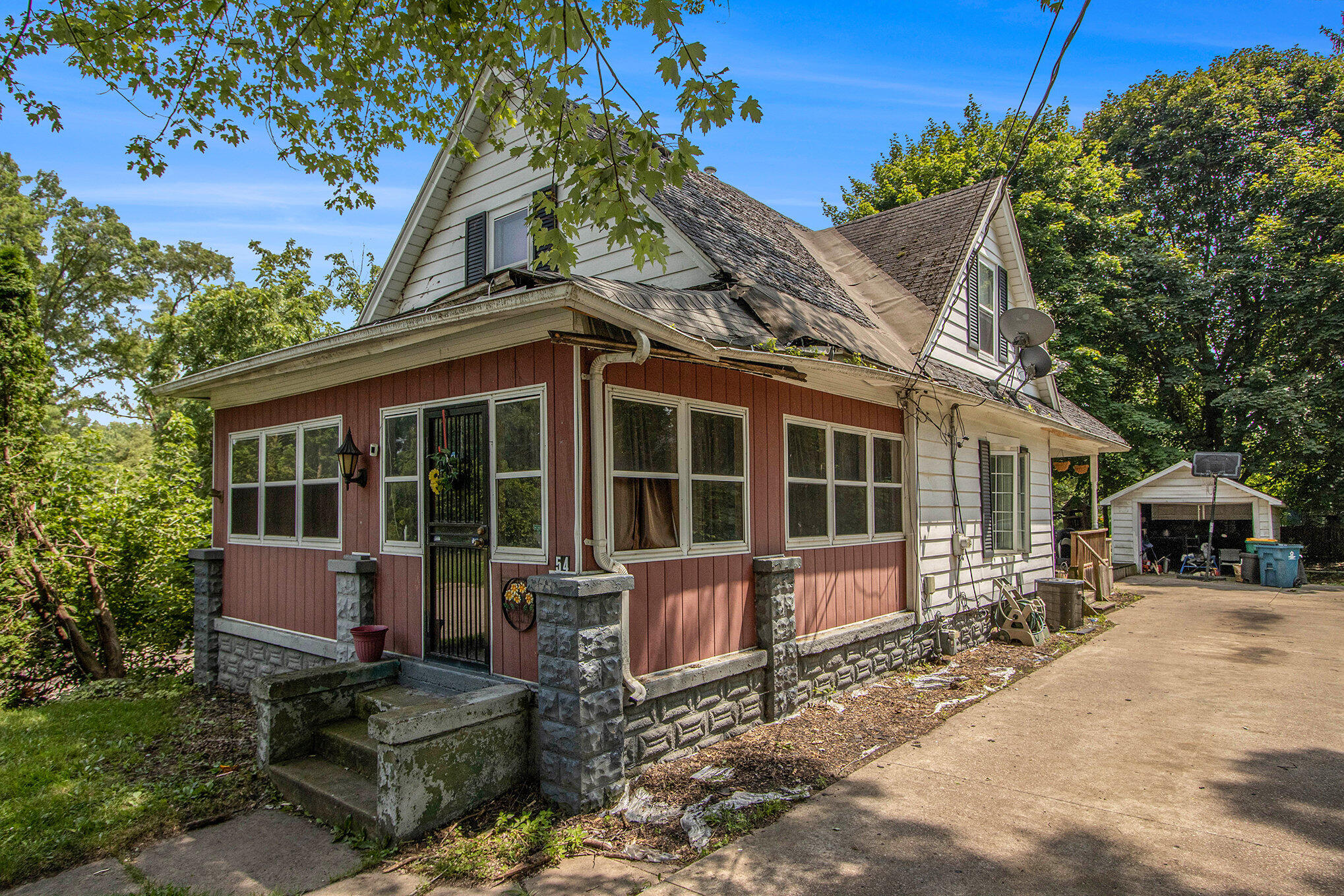 54 Wren Street