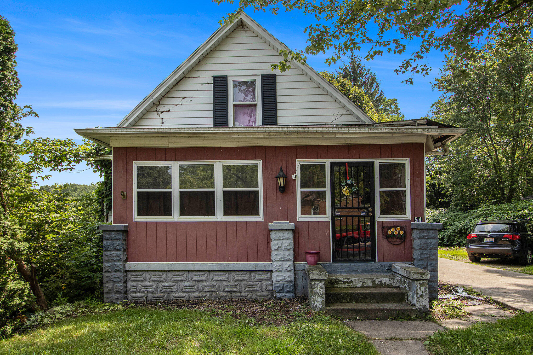 54 Wren Street