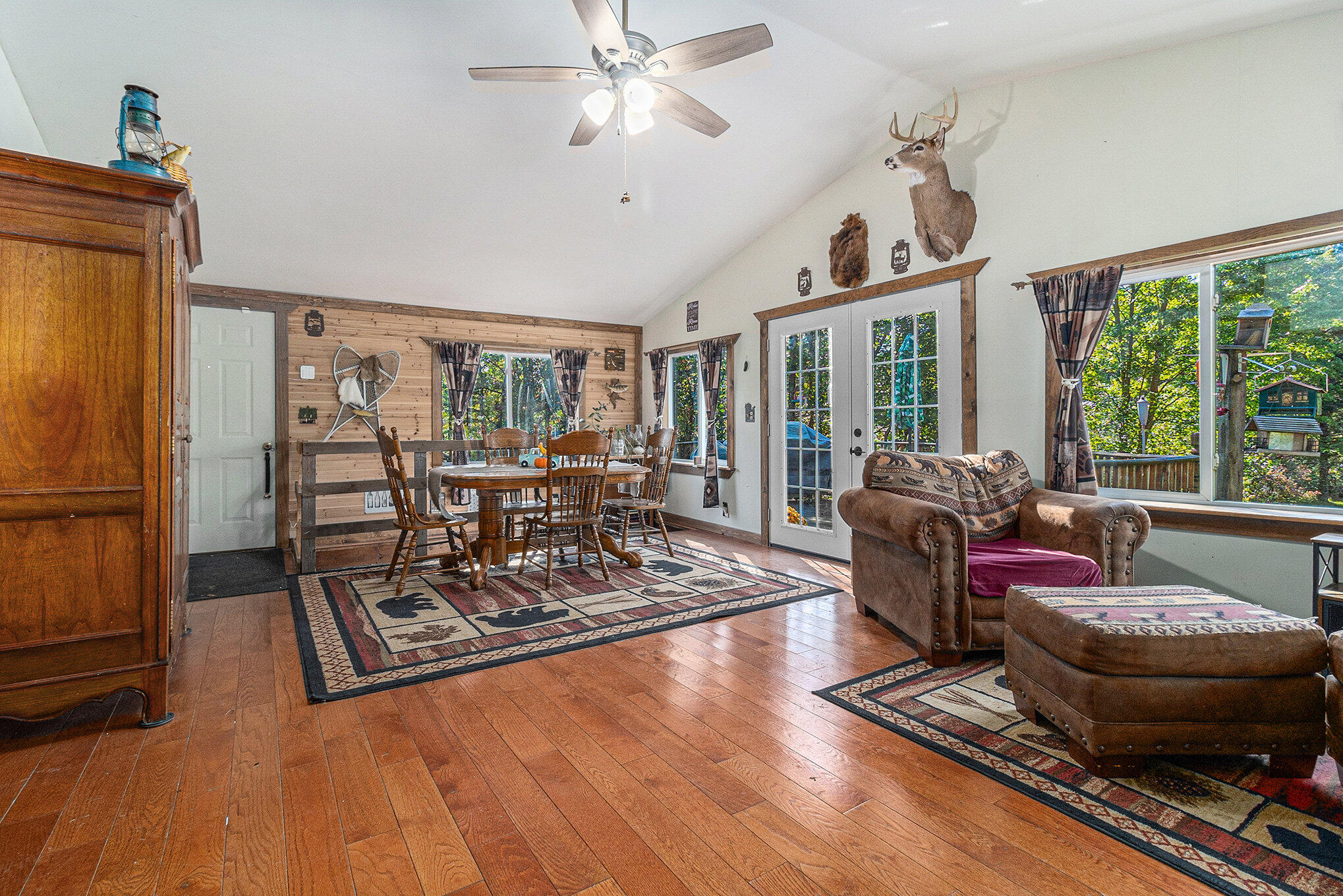 3459 N Morrie Lane