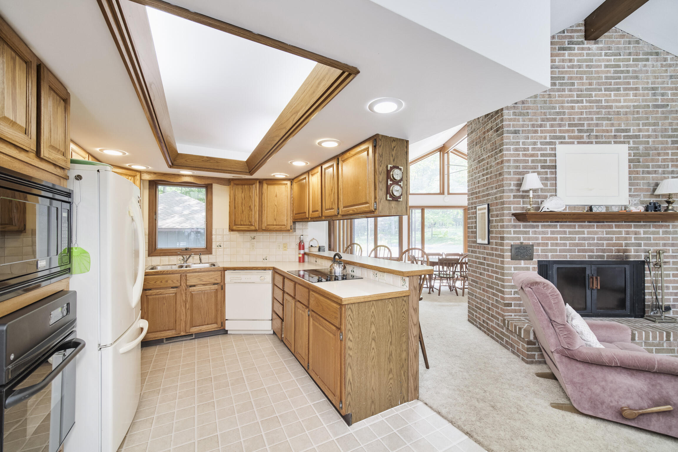 2521 Crescent Beach Road