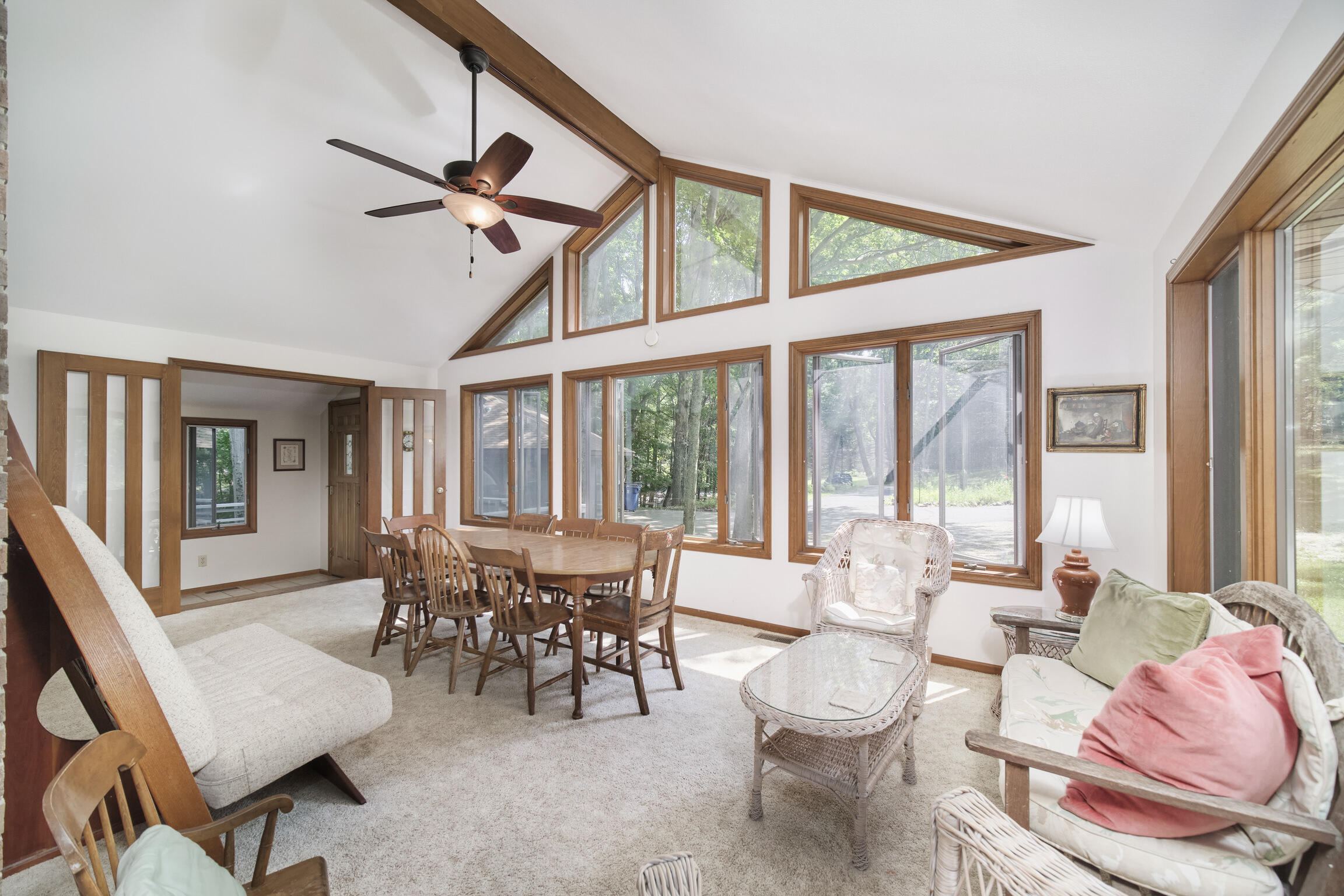 2521 Crescent Beach Road