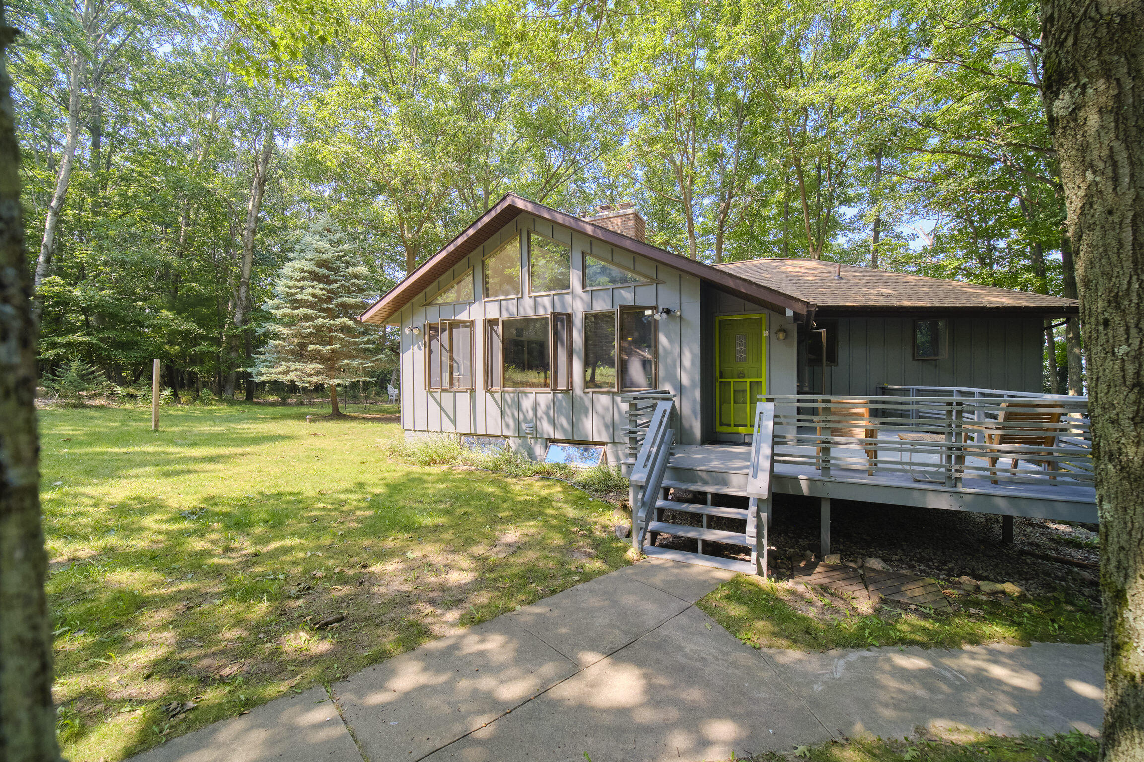 2521 Crescent Beach Road