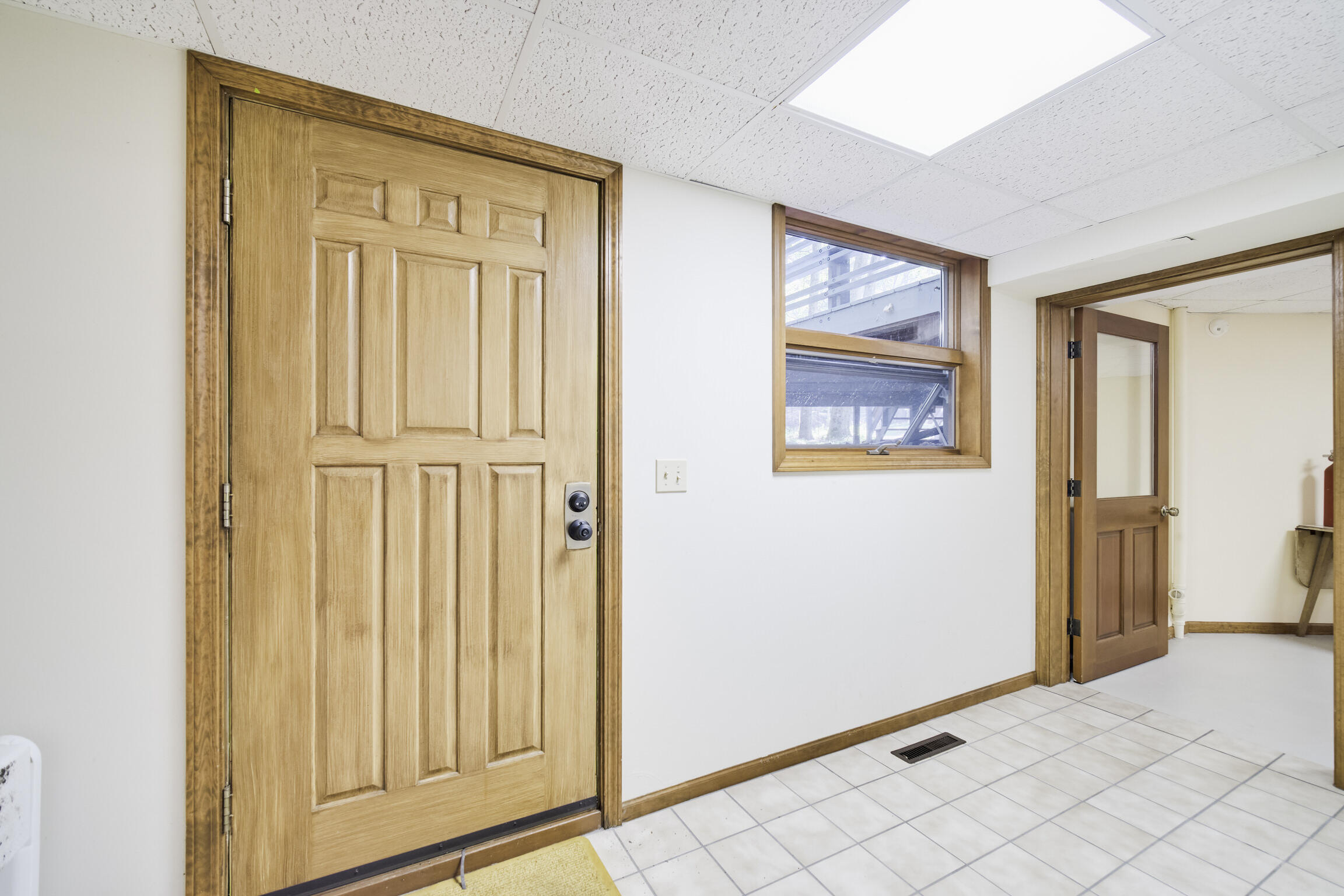 2521 Crescent Beach Road