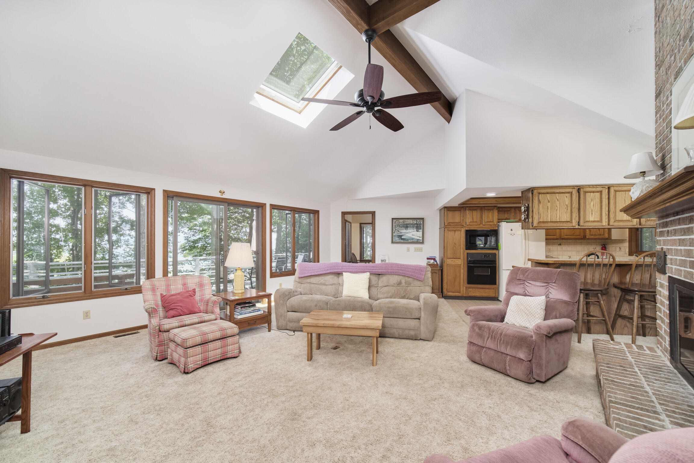 2521 Crescent Beach Road