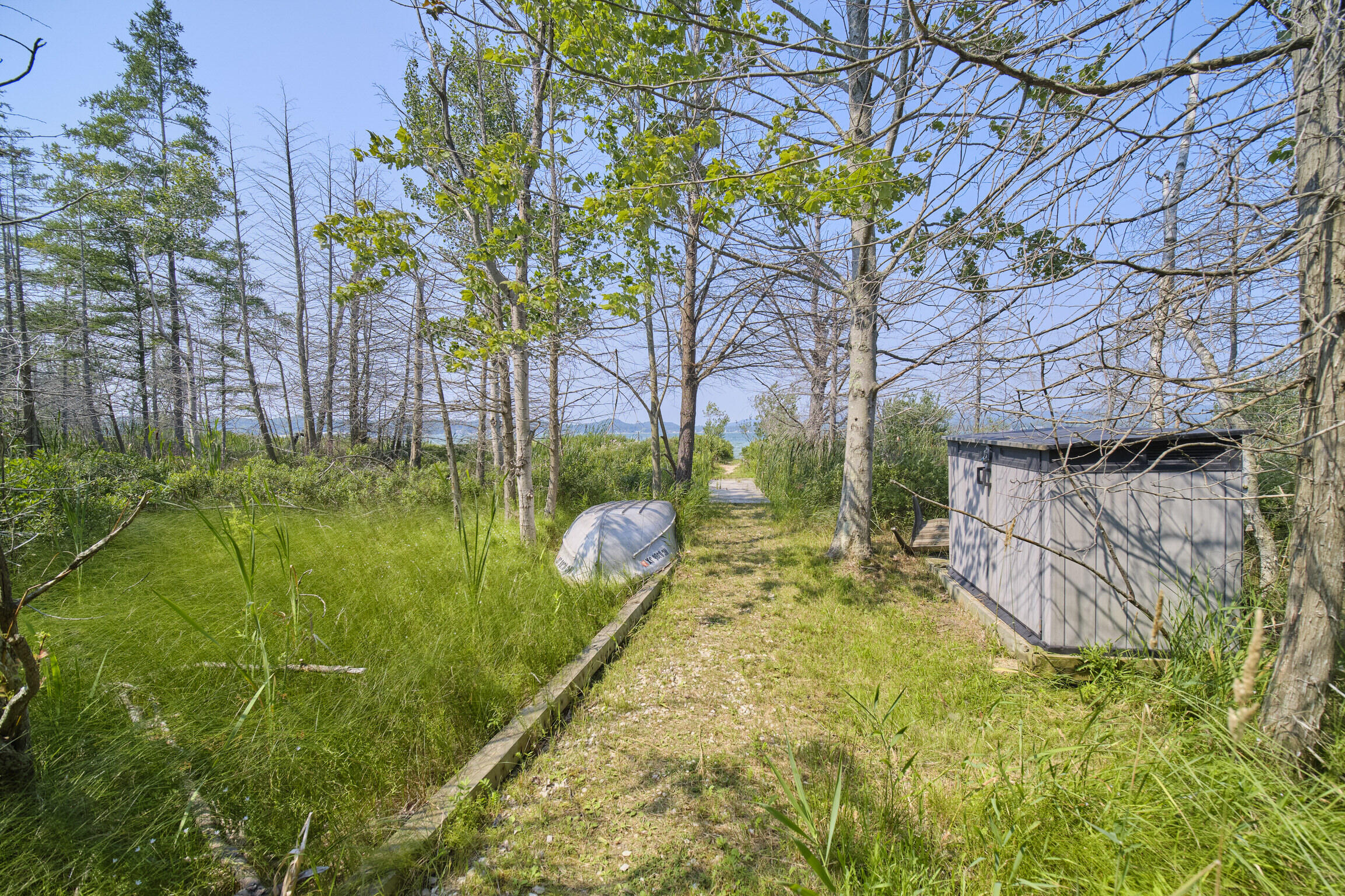 2521 Crescent Beach Road