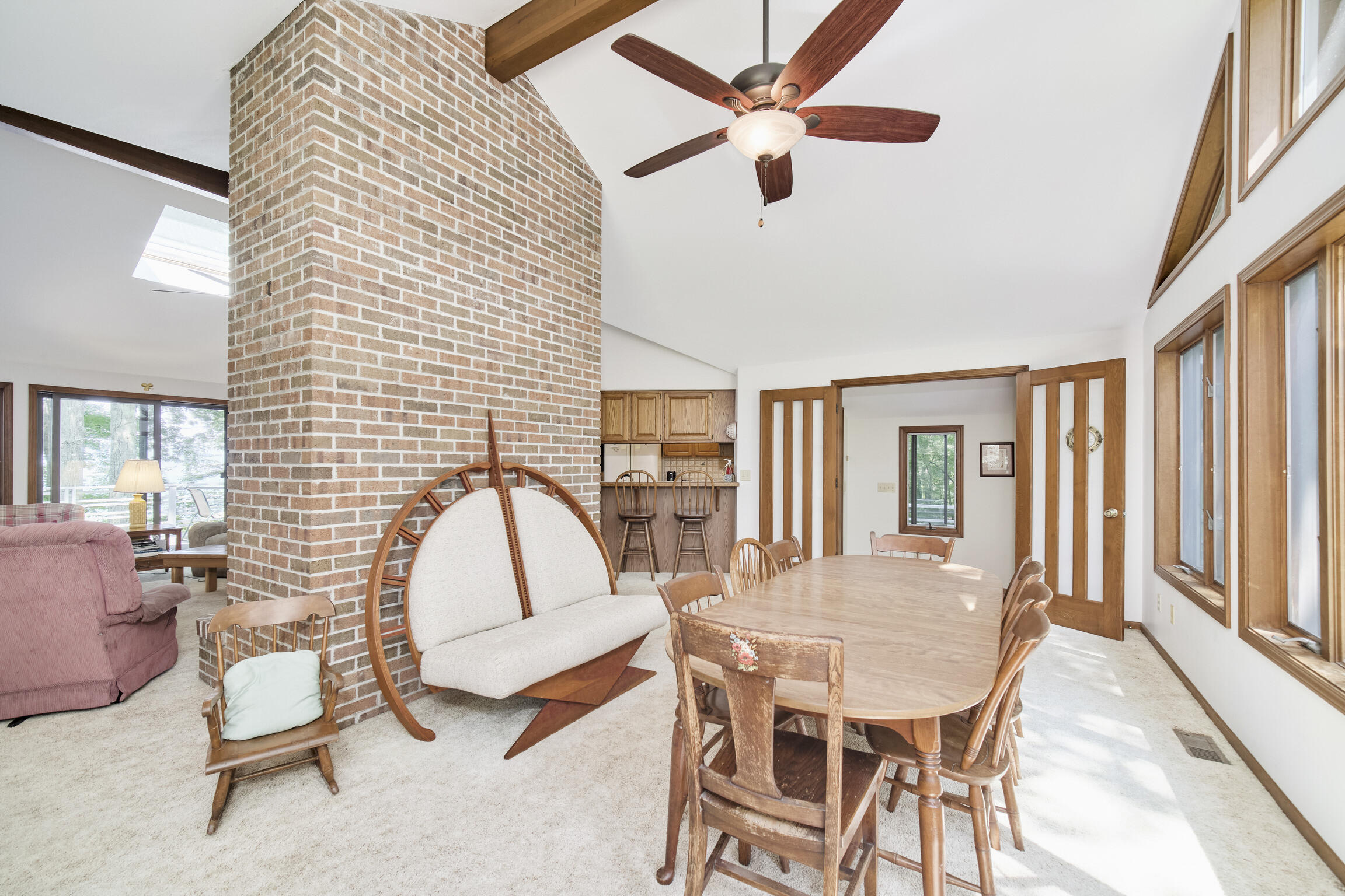2521 Crescent Beach Road