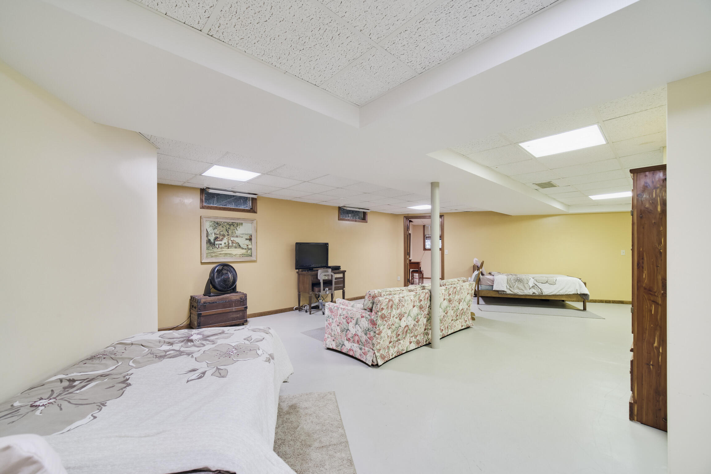 2521 Crescent Beach Road