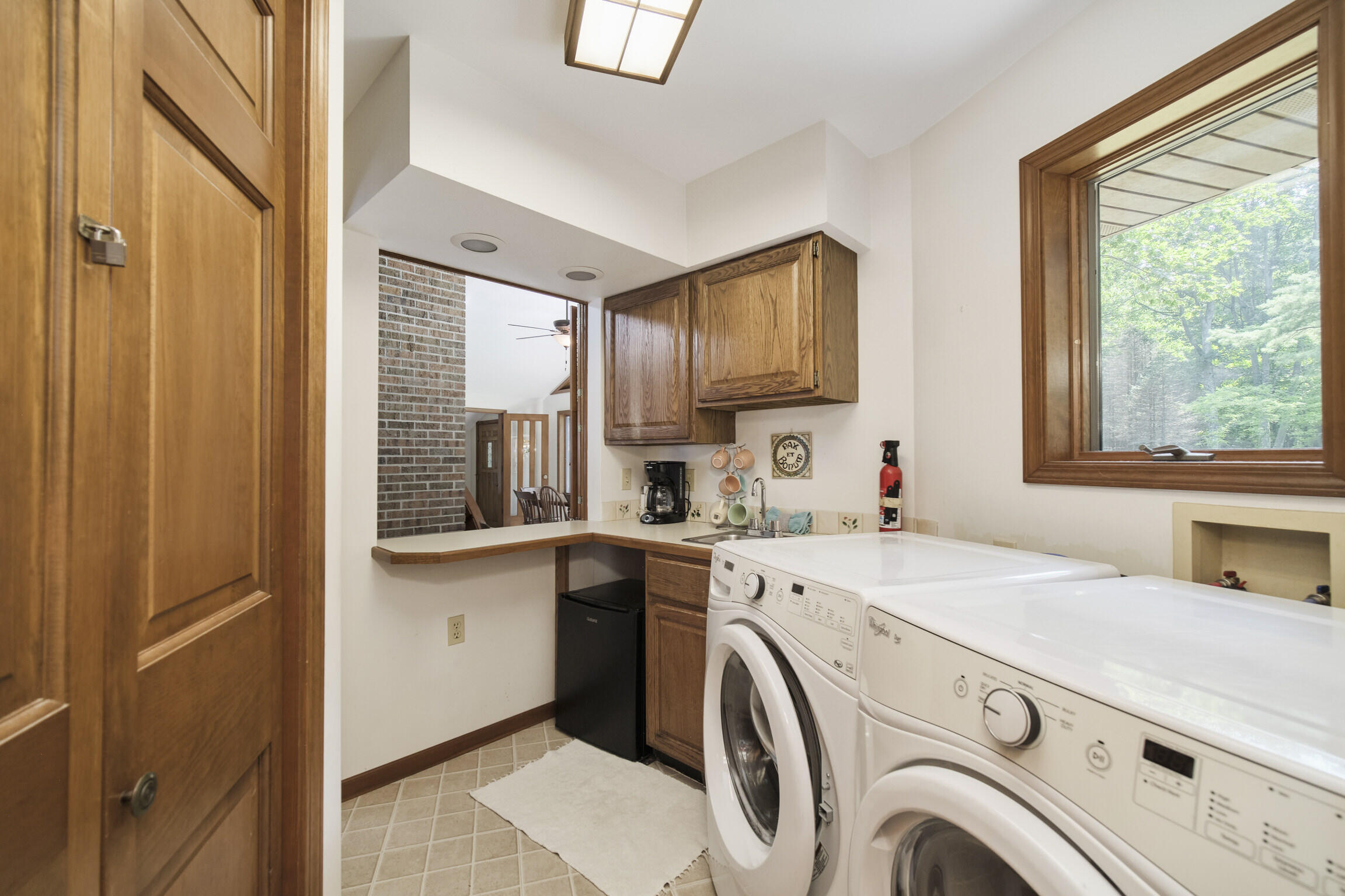 2521 Crescent Beach Road