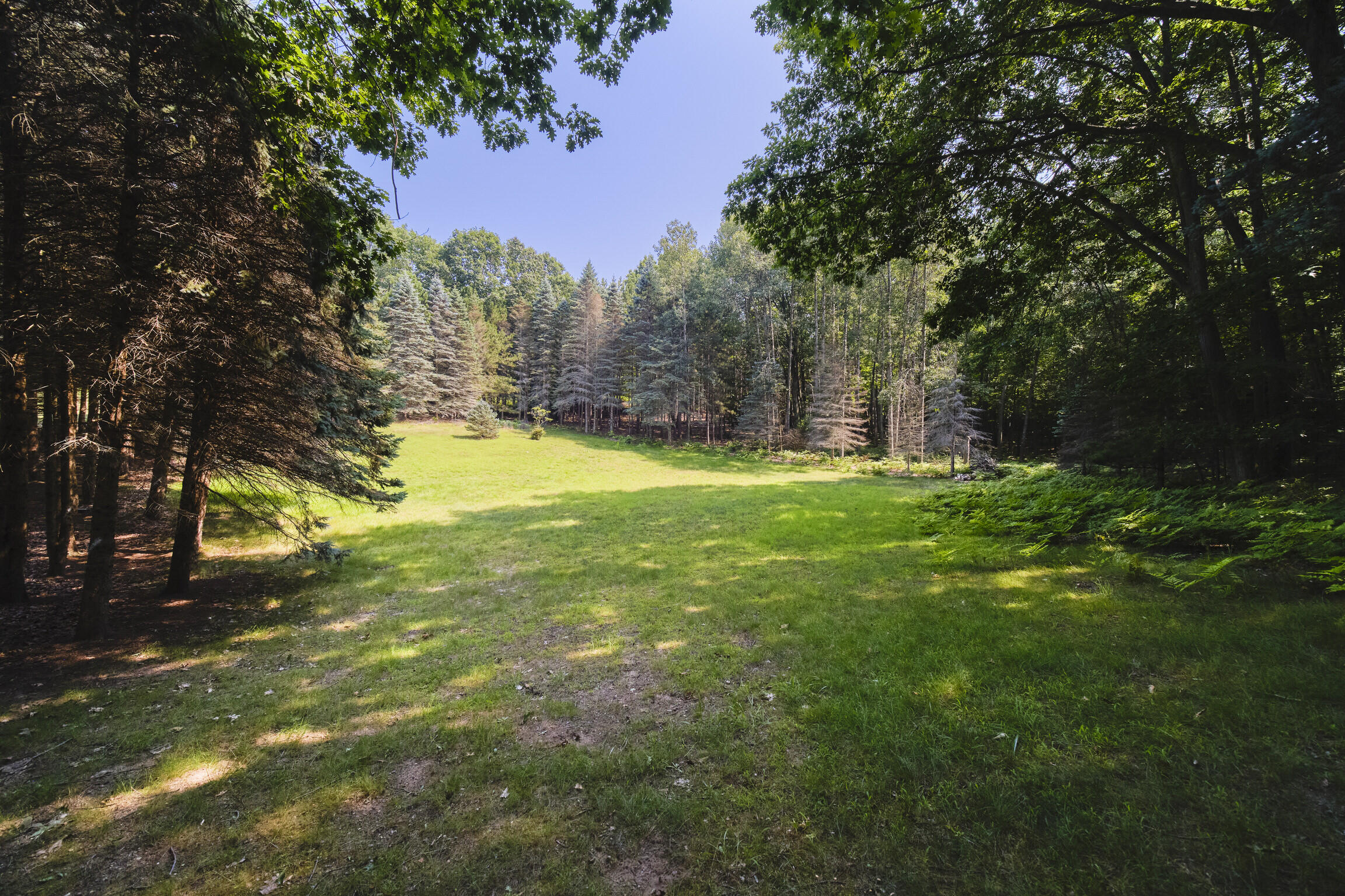 2521 Crescent Beach Road