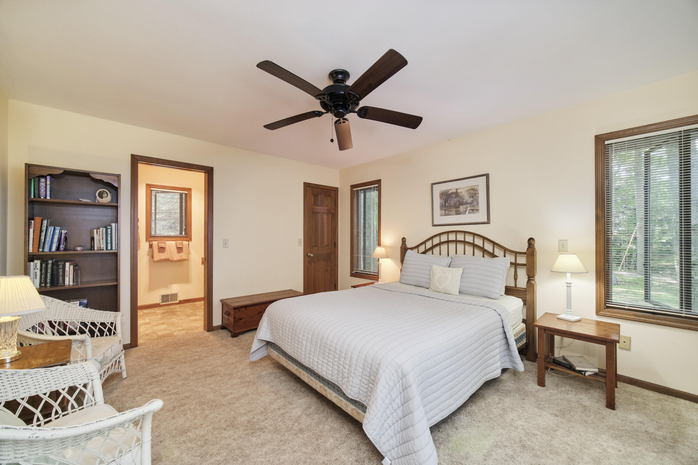 2521 Crescent Beach Road