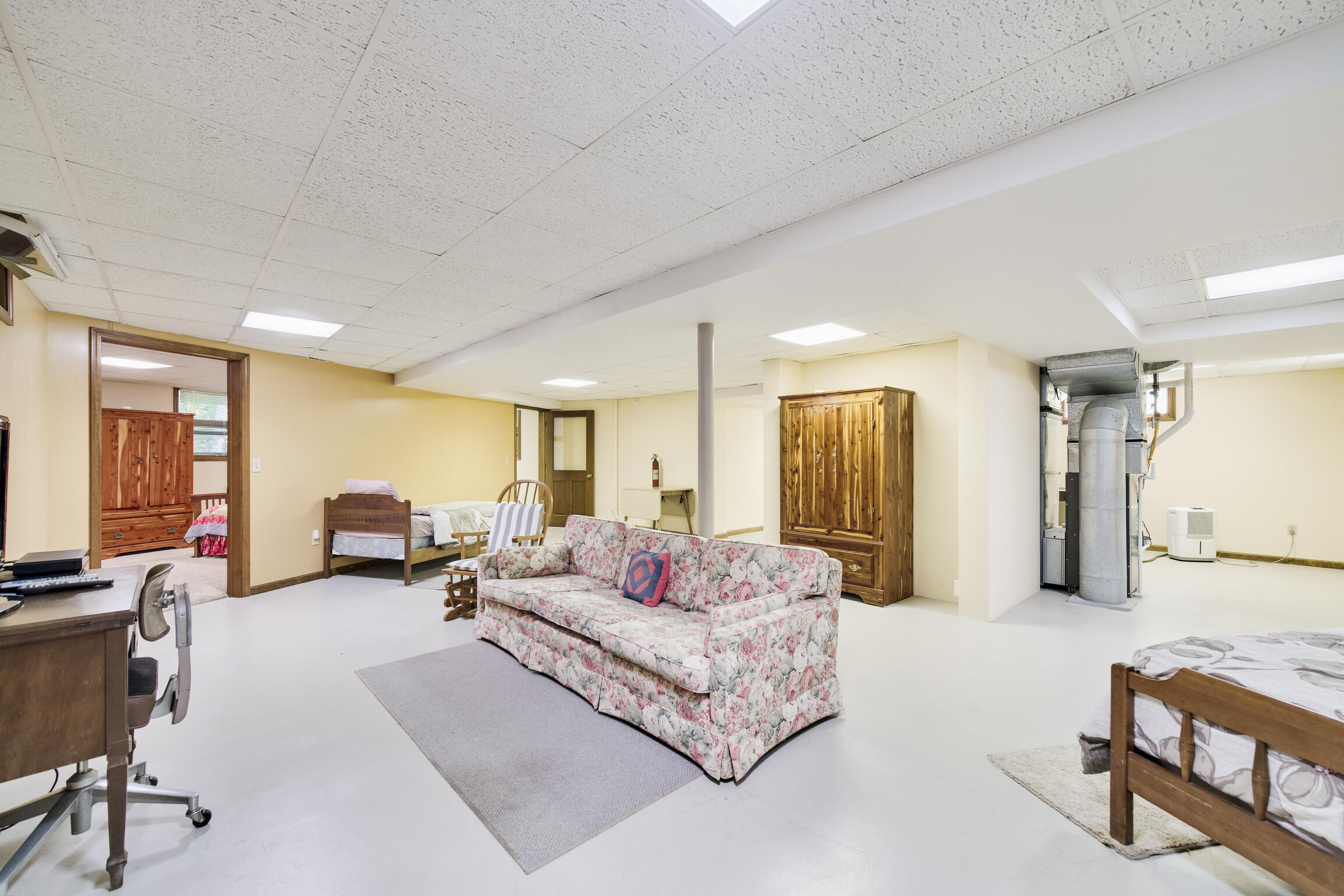 2521 Crescent Beach Road