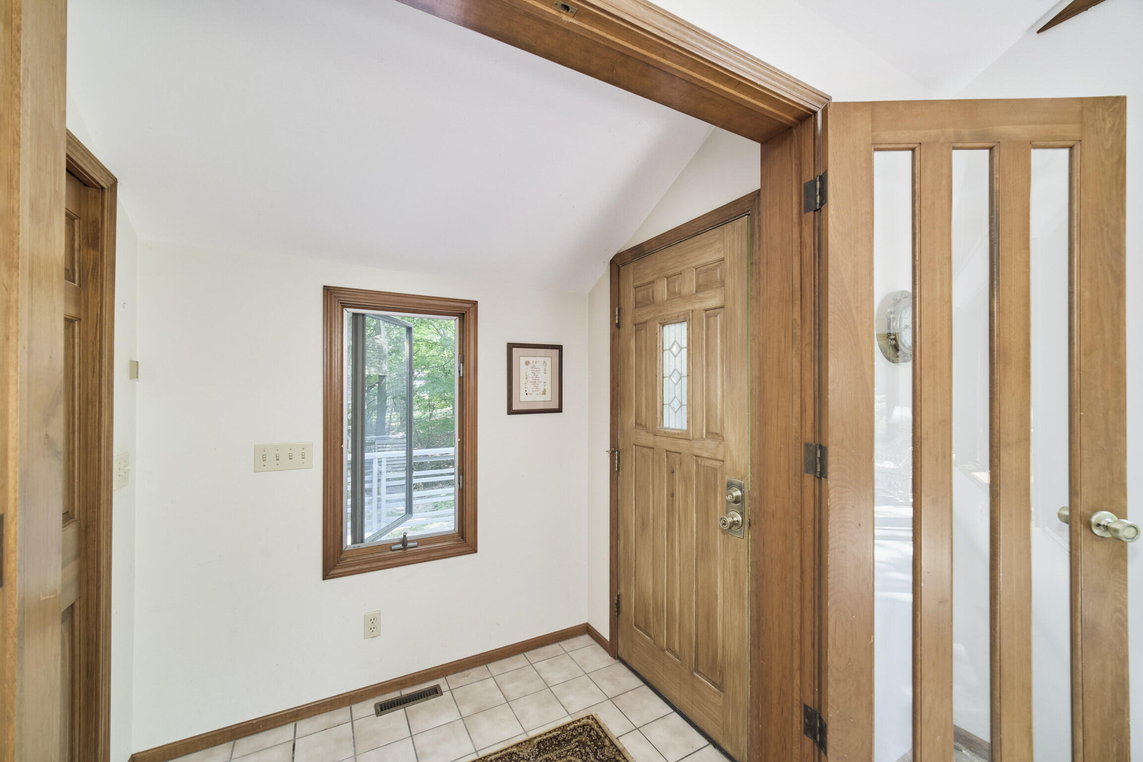 2521 Crescent Beach Road