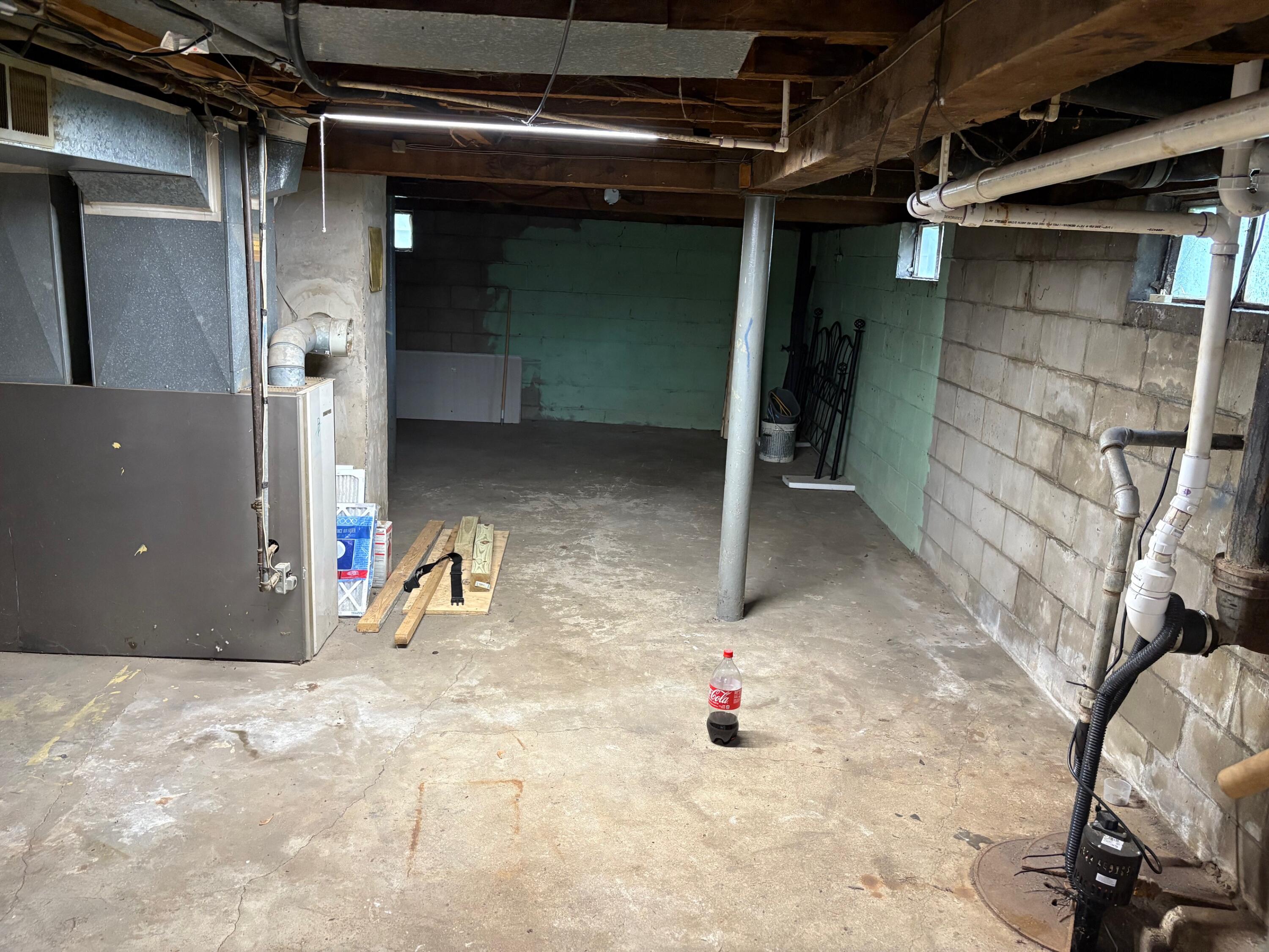 276 Third St Street