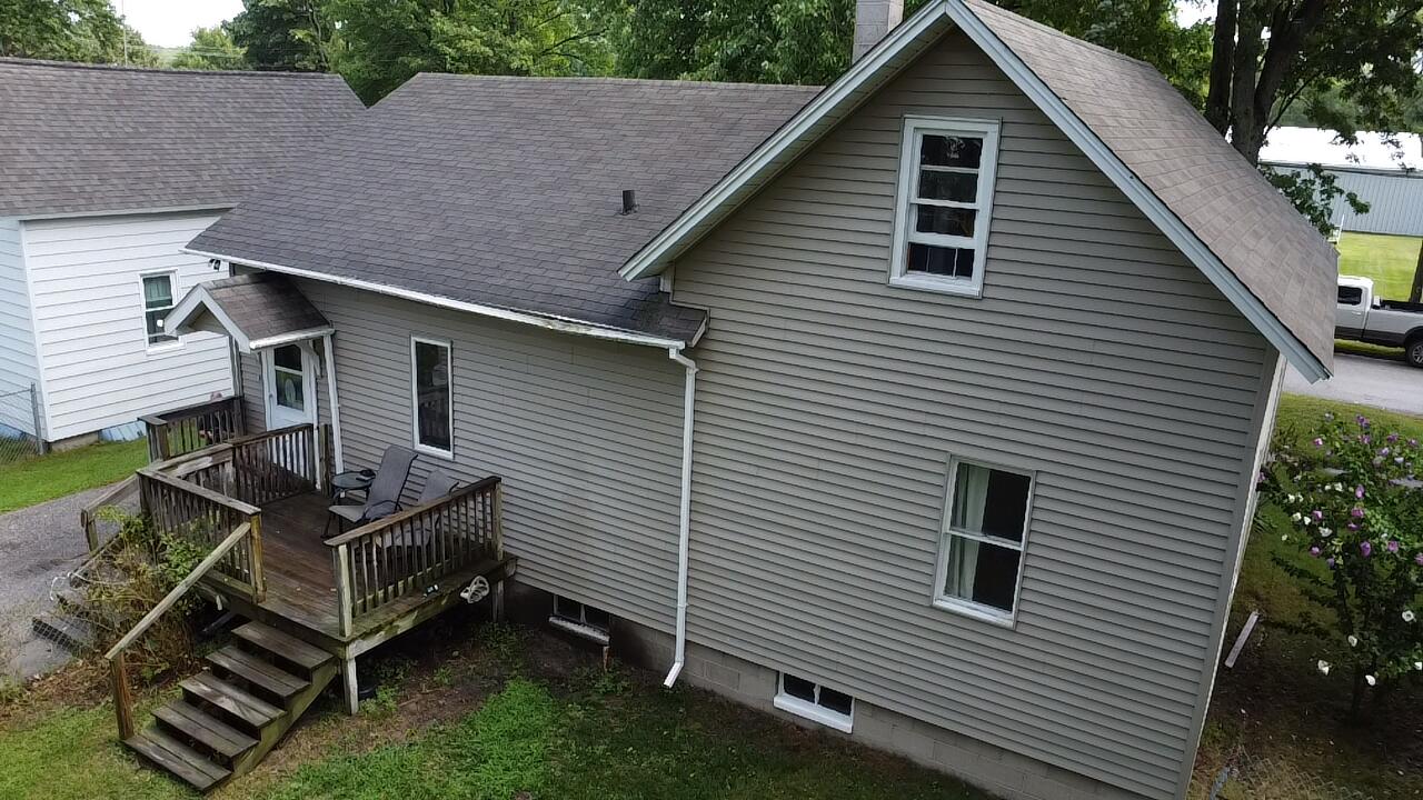 276 Third St Street