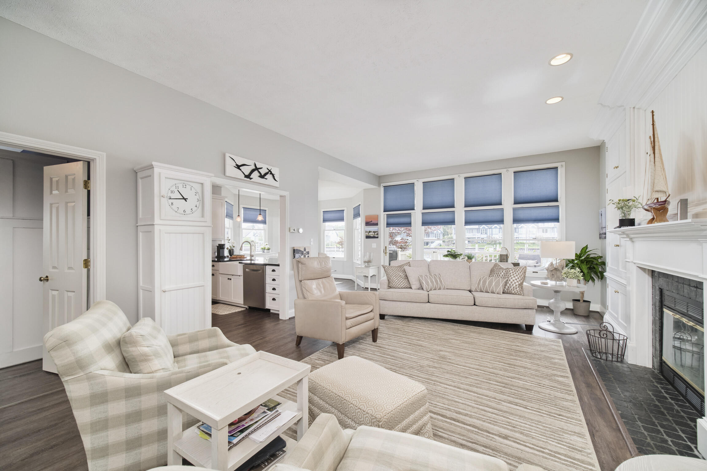 4 Harbor Point Lane