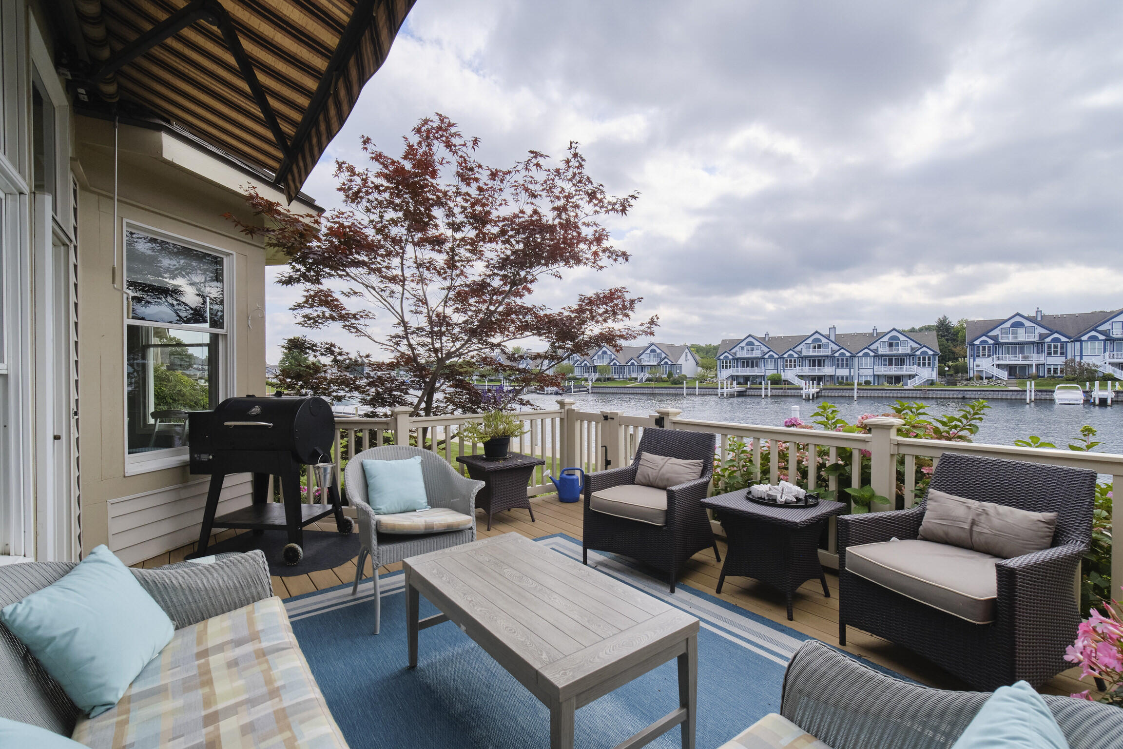 4 Harbor Point Lane